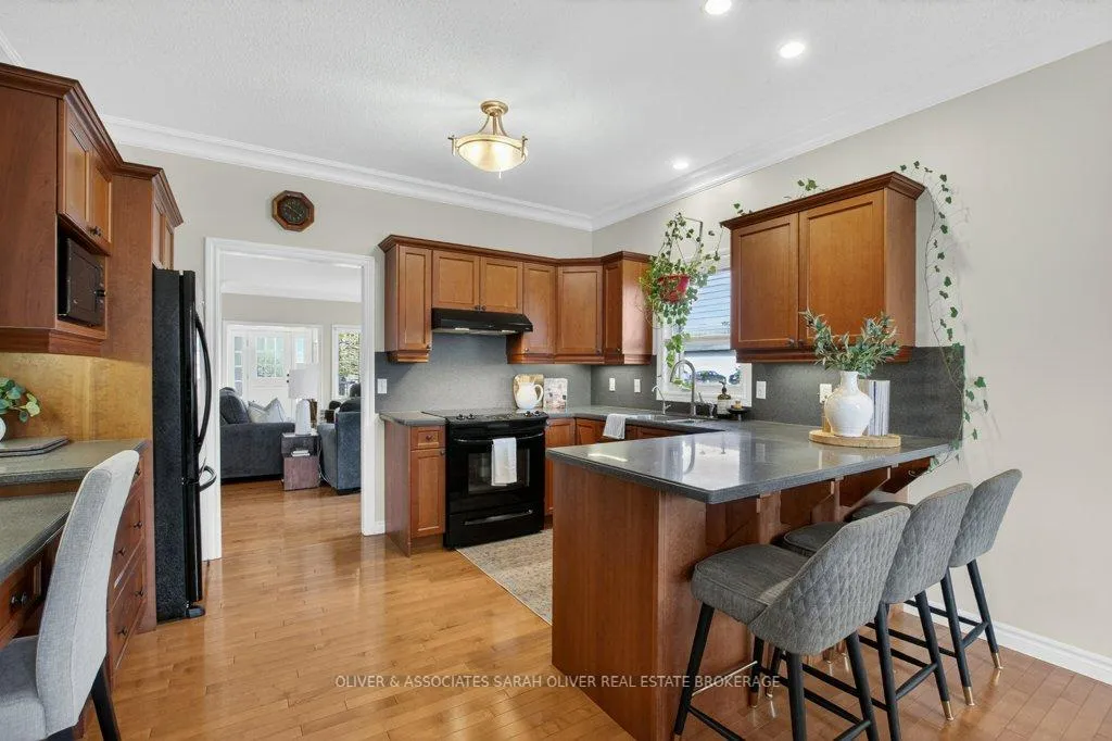 Photo 10 of Unit 1, 200 Enterprise Drive, Middlesex Centre, Kilworth — HOMEH
