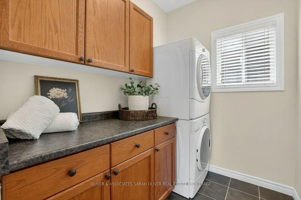 Photo 17 of Unit 1, 200 Enterprise Drive, Middlesex Centre, Kilworth — HOMEH
