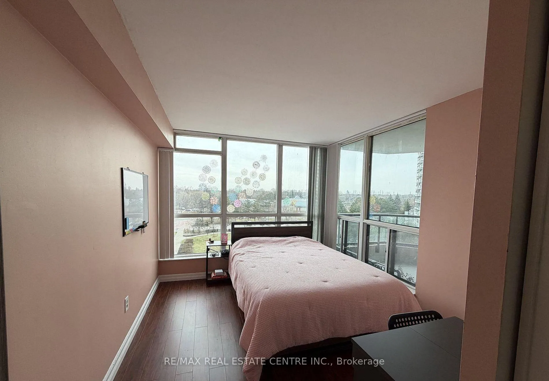 Photo 16 of Unit 510, 3 Rowntree Road, Etobicoke, Mount Olive-Silverstone-Jamestown — HOMEH