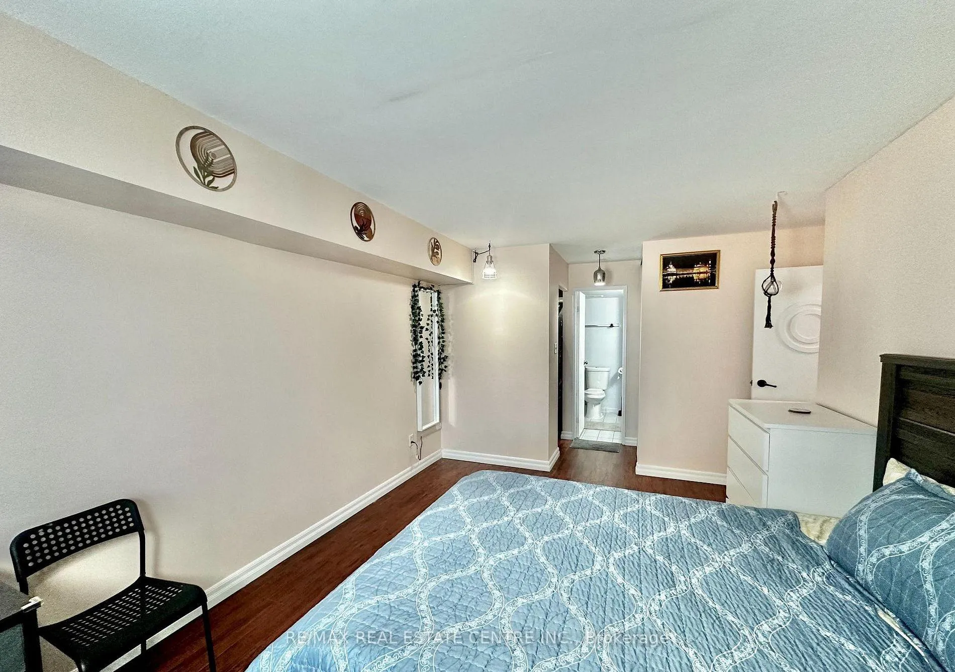 Photo 18 of Unit 510, 3 Rowntree Road, Etobicoke, Mount Olive-Silverstone-Jamestown — HOMEH