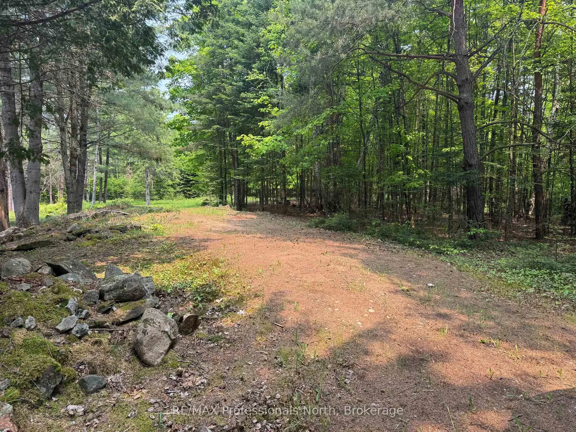 Photo 6 of 1897 Blairhampton Road, Minden Hills, Minden — HOMEH