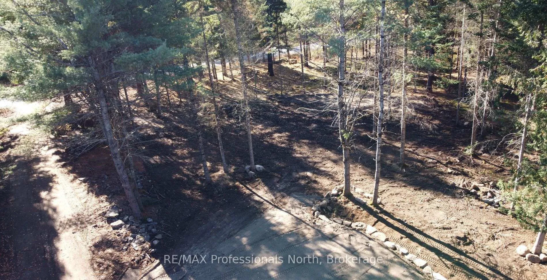 Photo 39 of 1897 Blairhampton Road, Minden Hills, Minden — HOMEH