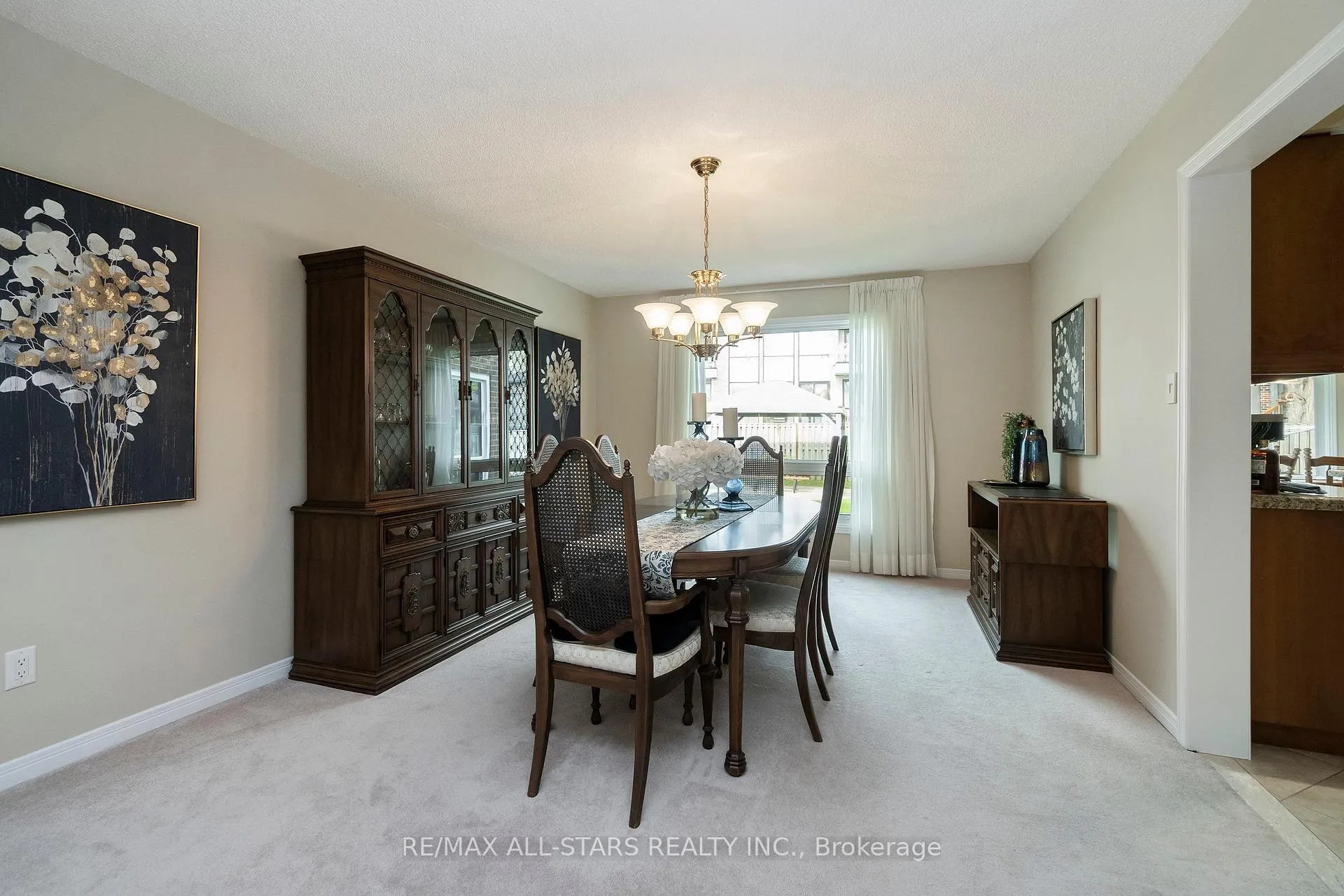 Photo 14 of 33 Carpenter Court, Markham, Raymerville — HOMEH