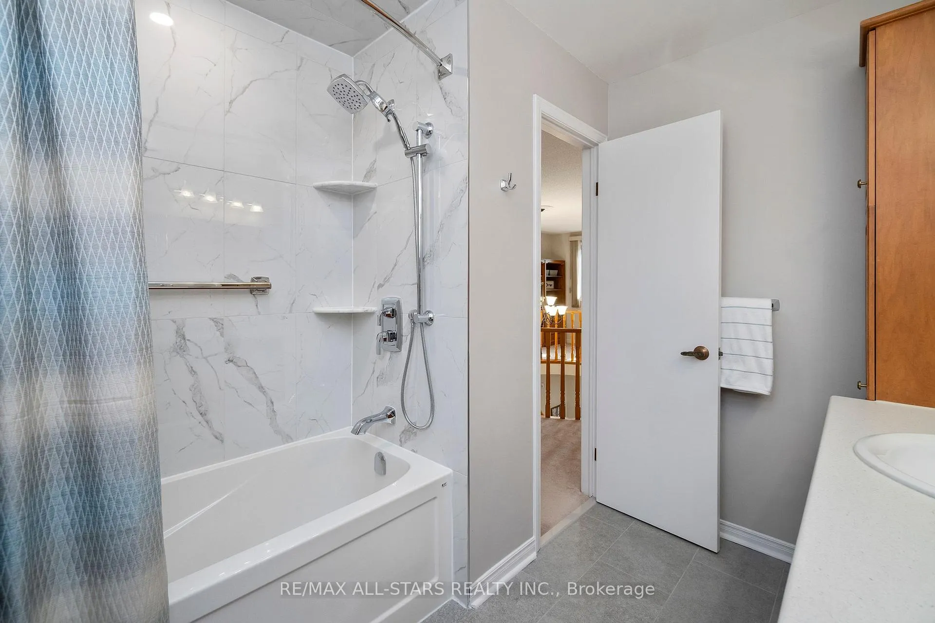 Photo 32 of 33 Carpenter Court, Markham, Raymerville — HOMEH