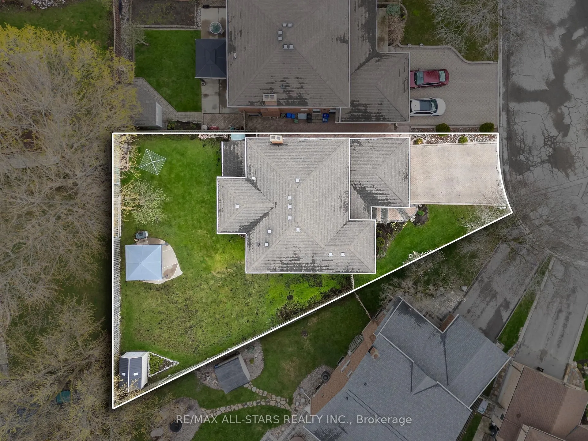 Photo 47 of 33 Carpenter Court, Markham, Raymerville — HOMEH