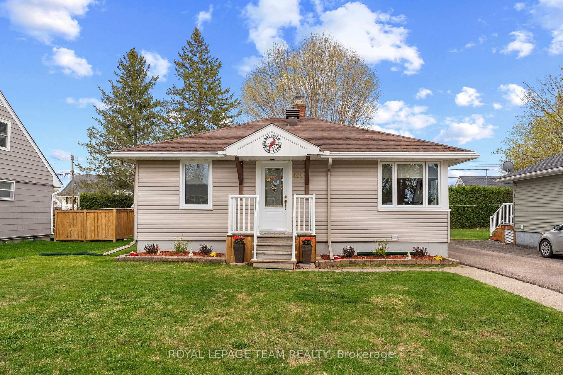 Photo 1 of 361 Archibald Avenue, Renfrew — HOMEH
