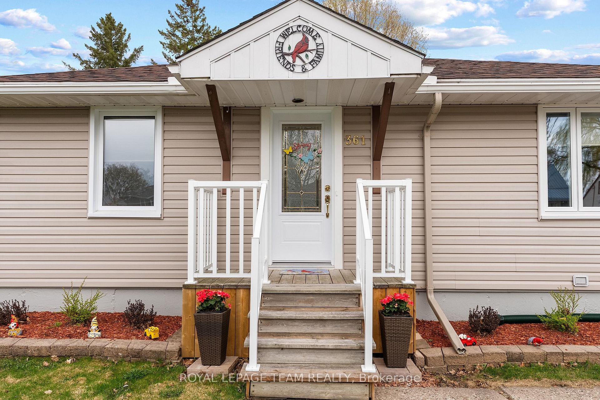 Photo 3 of 361 Archibald Avenue, Renfrew — HOMEH