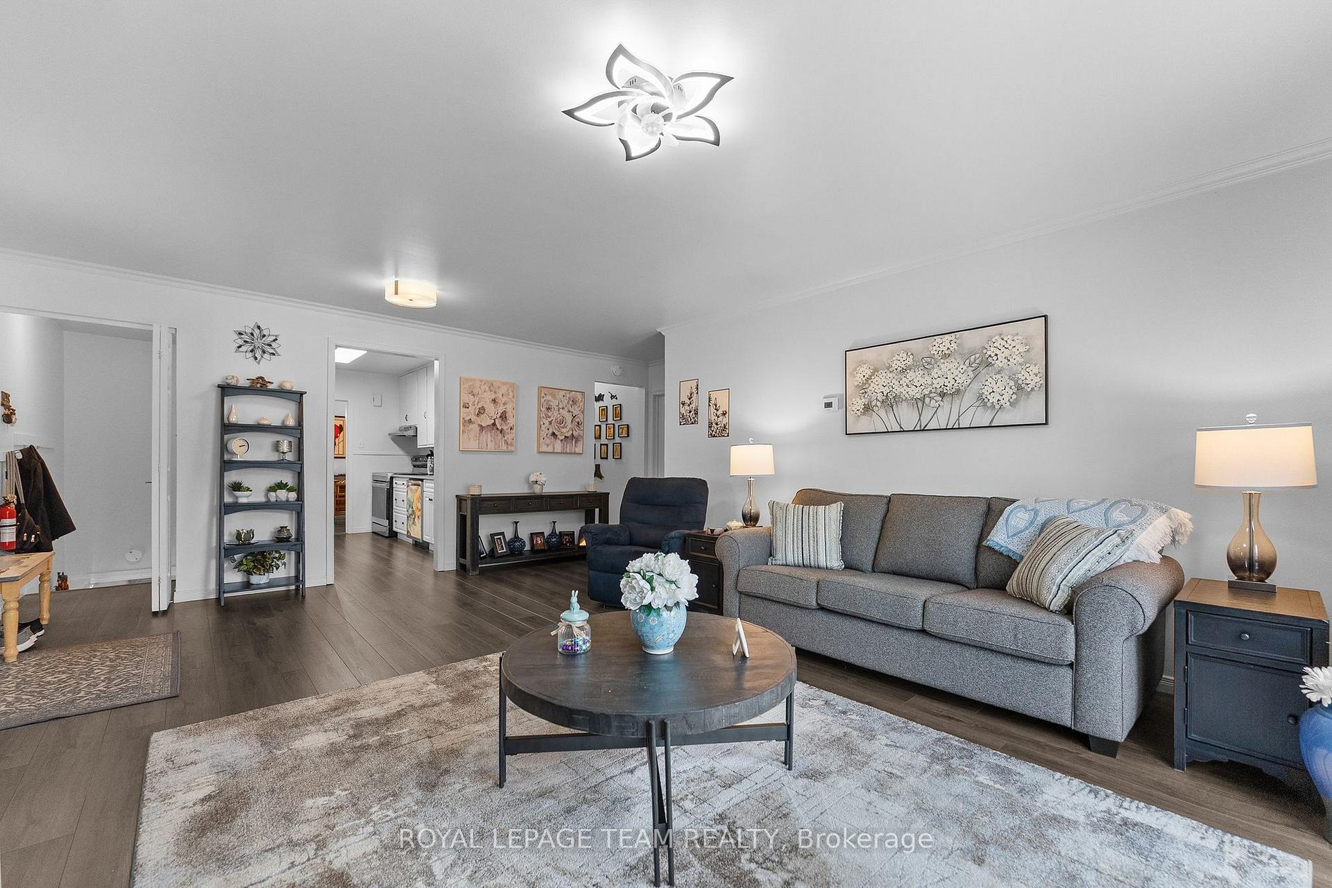 Photo 10 of 361 Archibald Avenue, Renfrew — HOMEH
