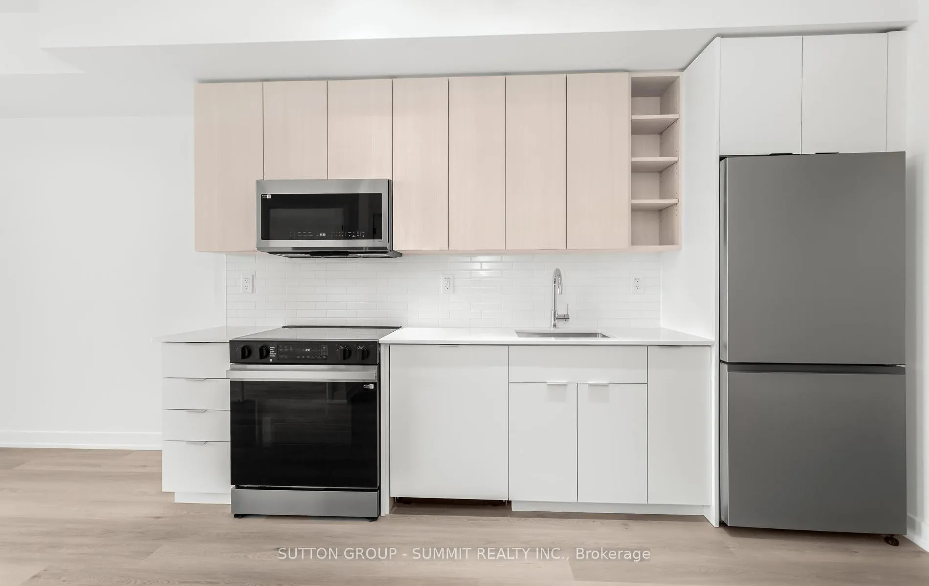 Photo 3 of Unit 710, 2075 Lakeshore Road, Burlington, Brant — HOMEH