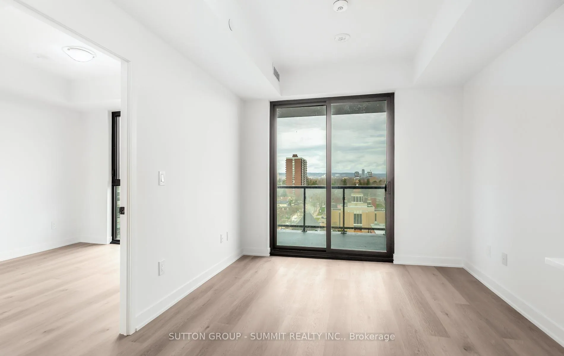 Photo 6 of Unit 710, 2075 Lakeshore Road, Burlington, Brant — HOMEH