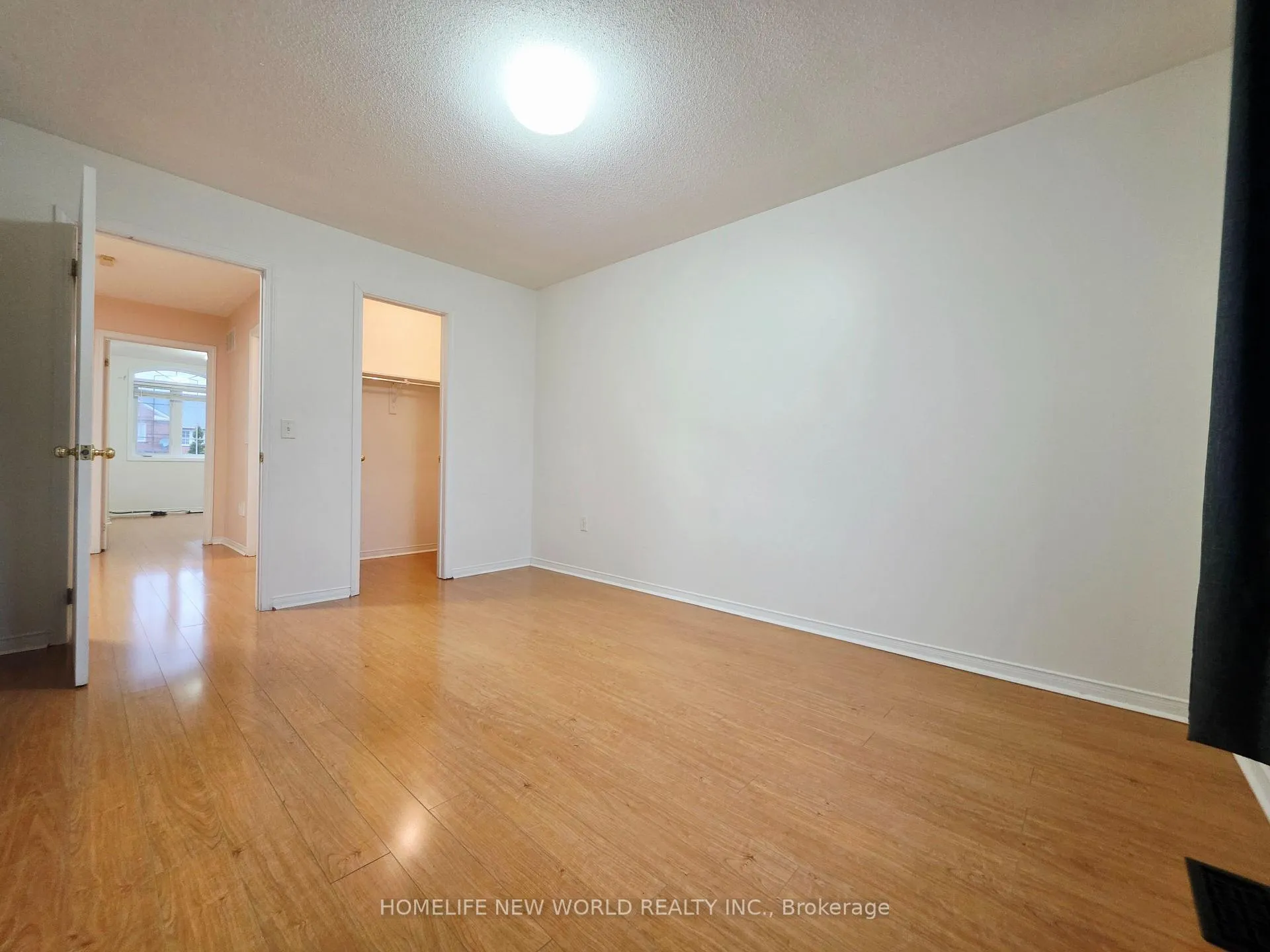 Photo 5 of 357 Bur Oak Avenue, Markham, Berczy — HOMEH