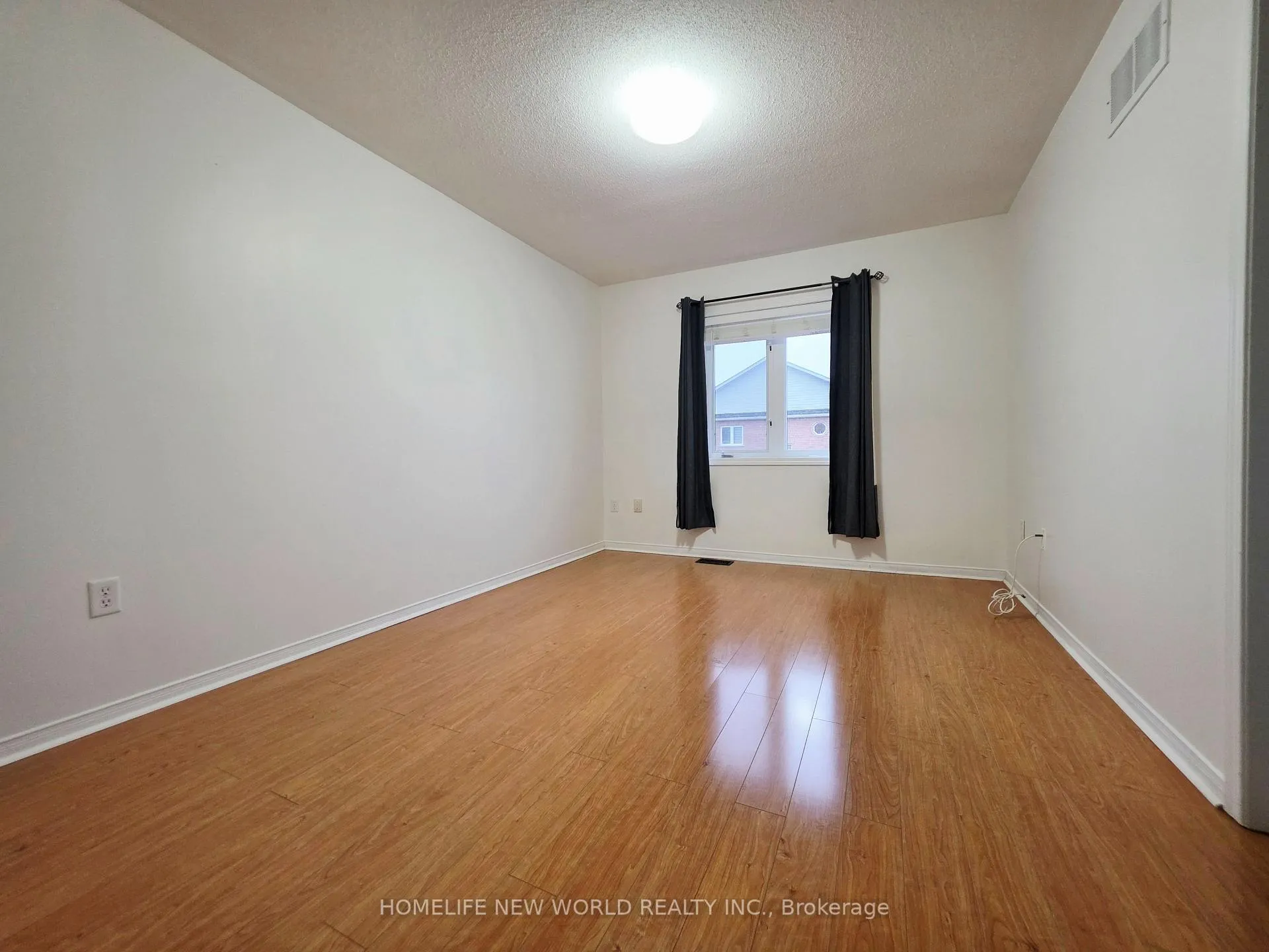 Photo 6 of 357 Bur Oak Avenue, Markham, Berczy — HOMEH