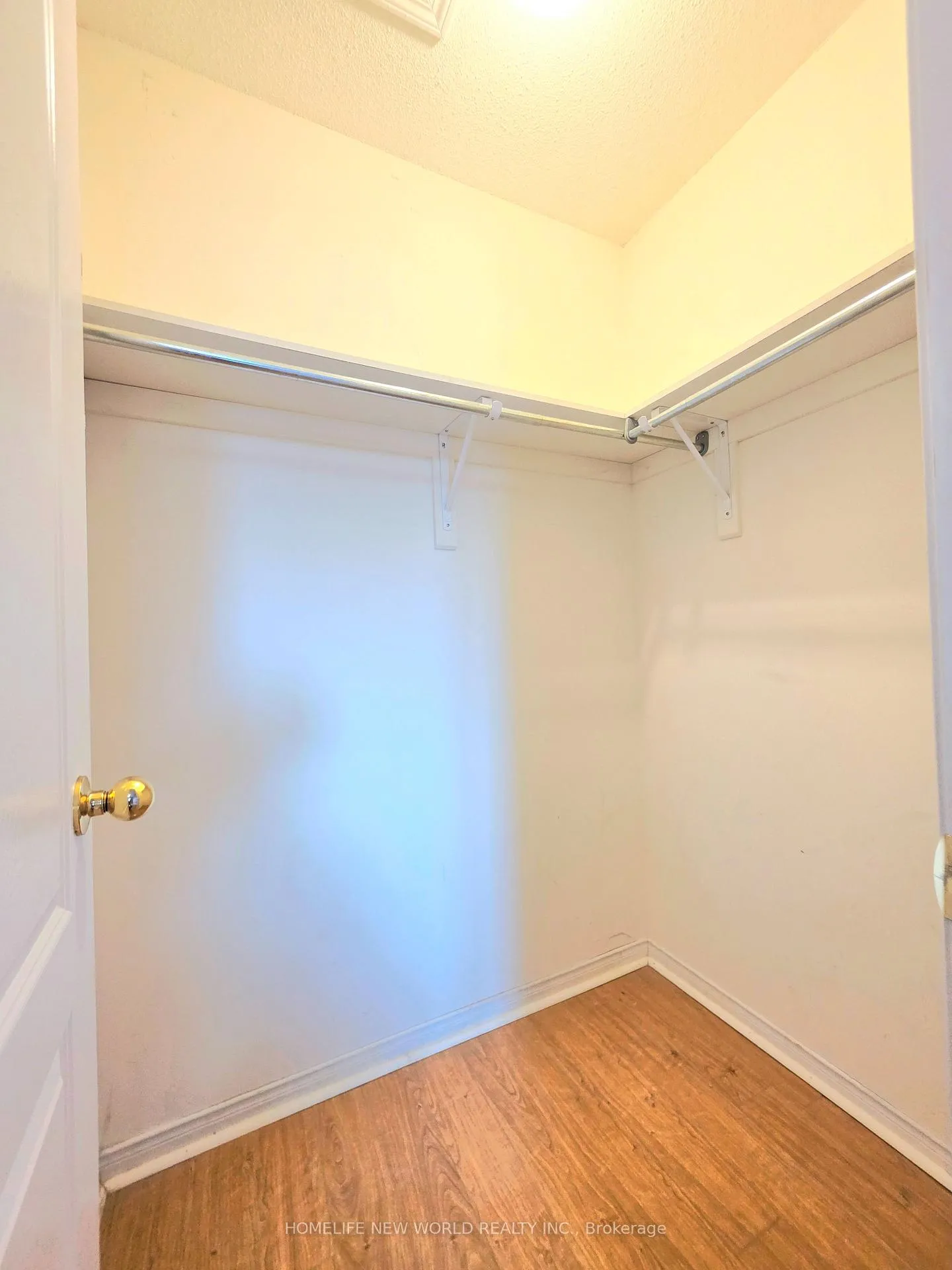 Photo 8 of 357 Bur Oak Avenue, Markham, Berczy — HOMEH
