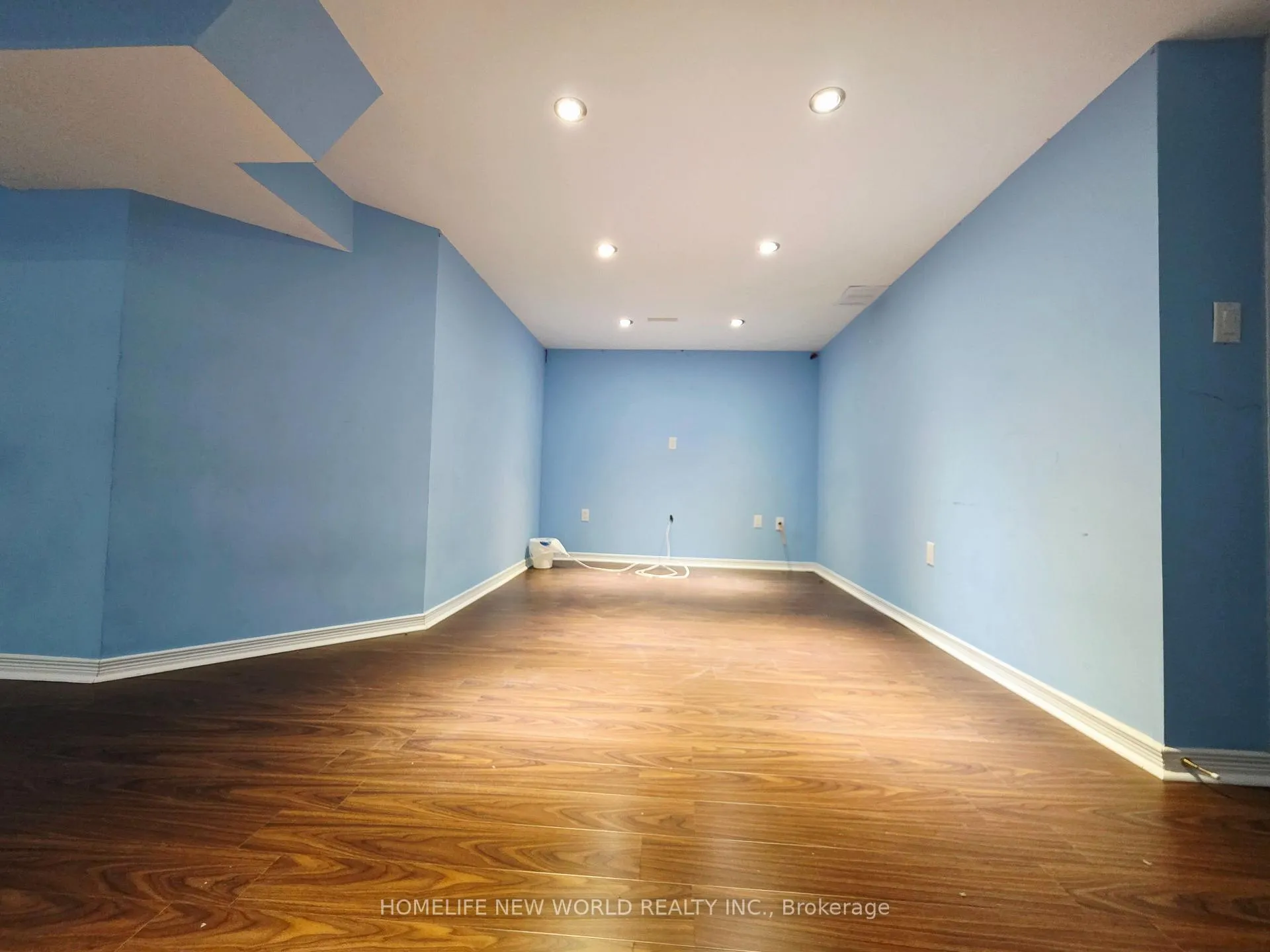 Photo 30 of 357 Bur Oak Avenue, Markham, Berczy — HOMEH