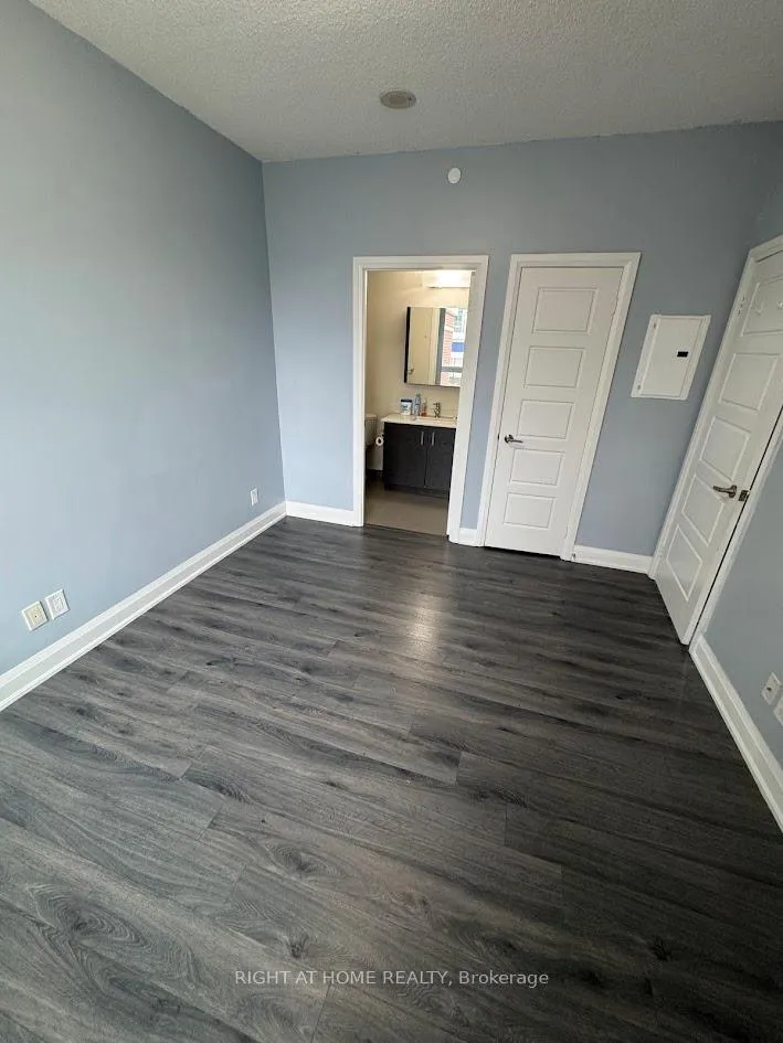 Photo 23 of Unit 228, 8228 Birchmount Road, Markham, Unionville — HOMEH