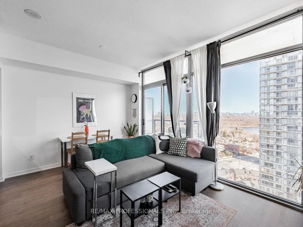 Photo 9 of Unit 2113, 105 The Queensway, Toronto, High Park-Swansea — HOMEH