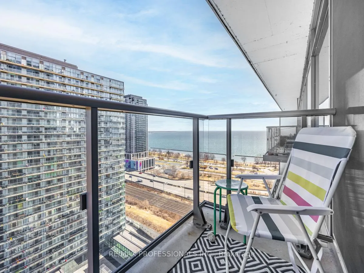 Photo 22 of Unit 2113, 105 The Queensway, Toronto, High Park-Swansea — HOMEH