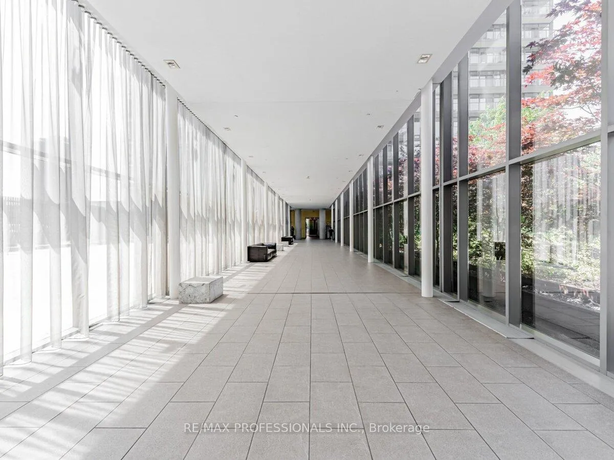 Photo 29 of Unit 2113, 105 The Queensway, Toronto, High Park-Swansea — HOMEH