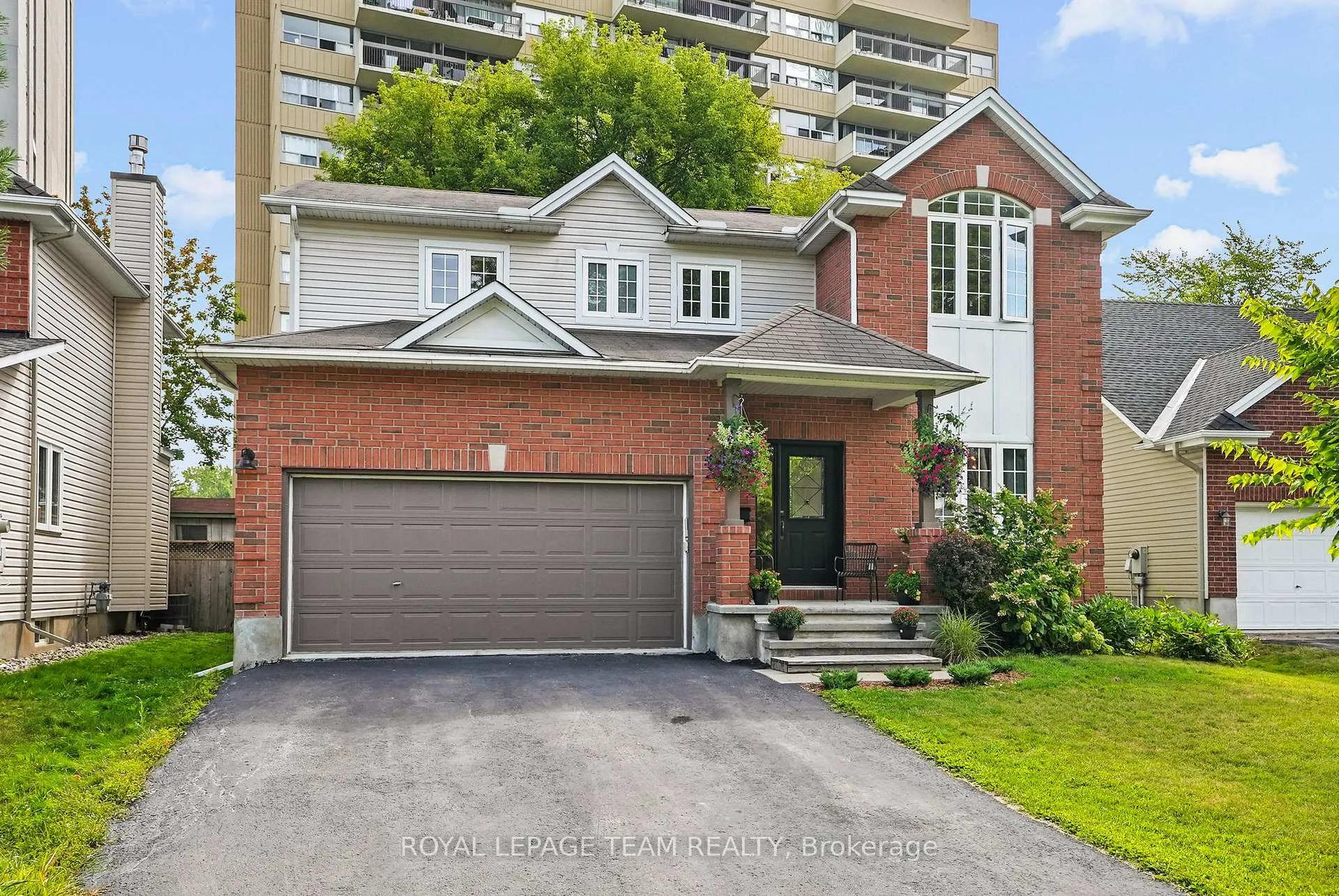 Photo 43 of 2122 Saunders Avenue, Ottawa, Woodroffe — HOMEH