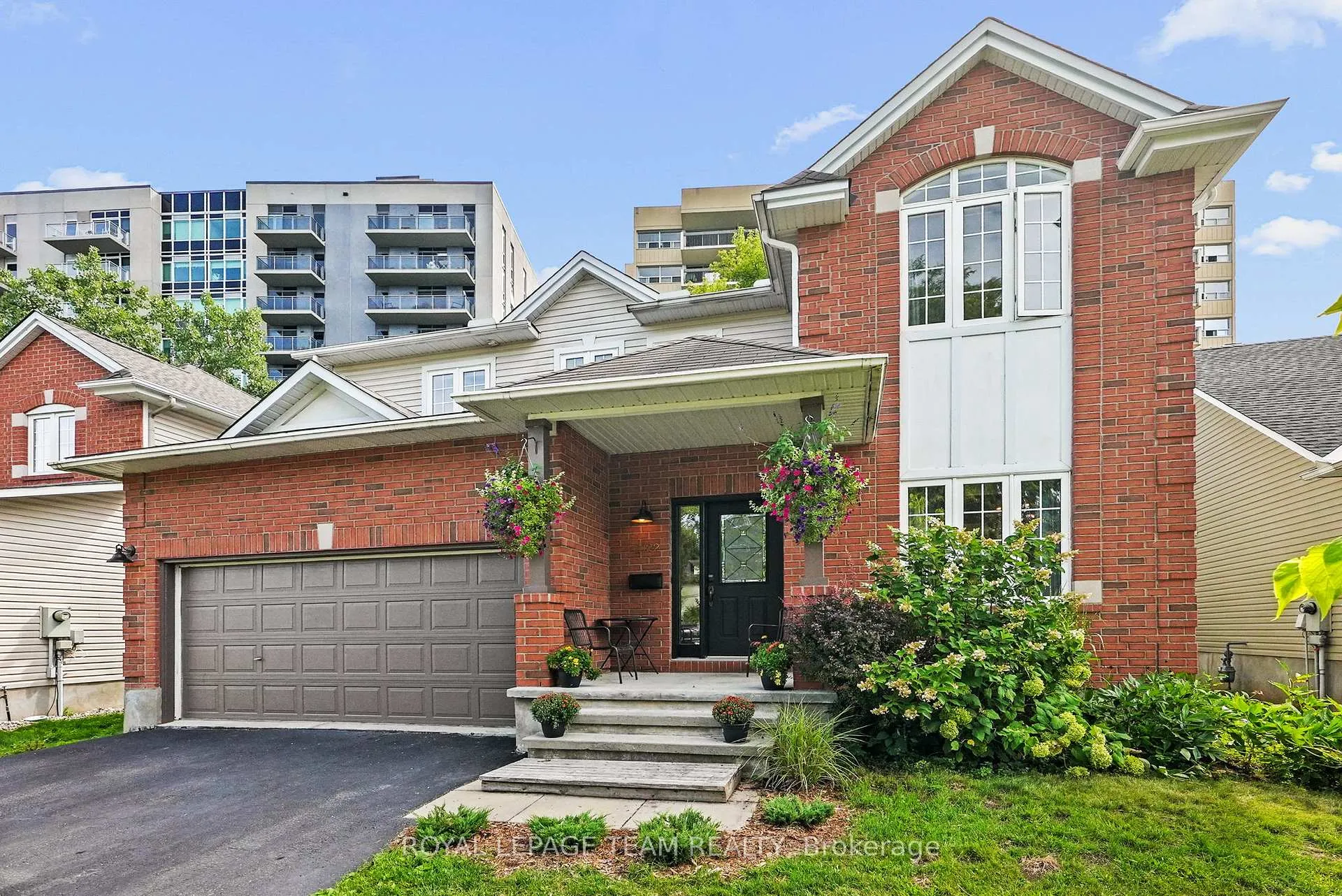 Photo 44 of 2122 Saunders Avenue, Ottawa, Woodroffe — HOMEH