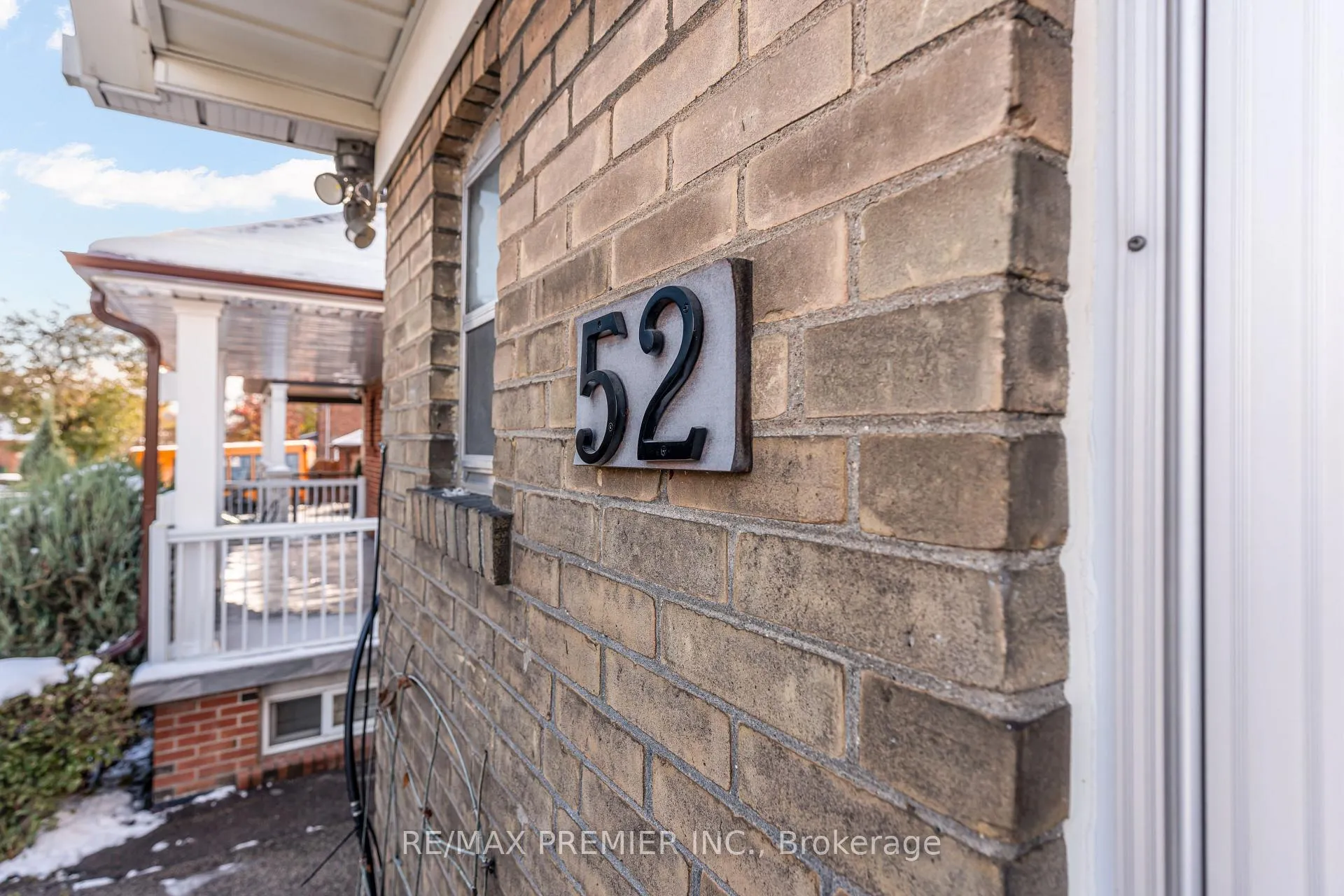Photo 5 of 52 Richardson Avenue, North York, Beechborough-Greenbrook — HOMEH