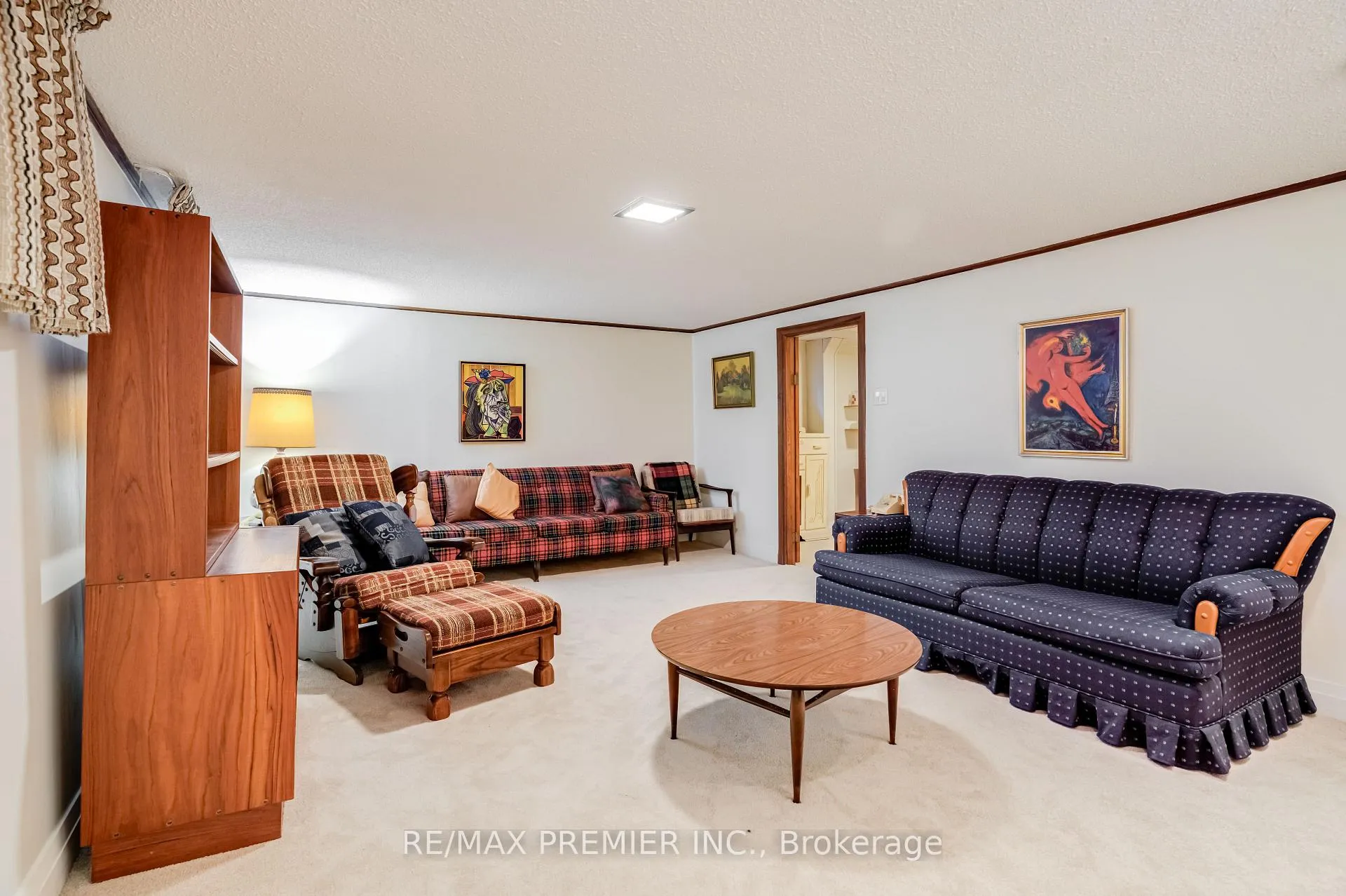Photo 29 of 52 Richardson Avenue, North York, Beechborough-Greenbrook — HOMEH