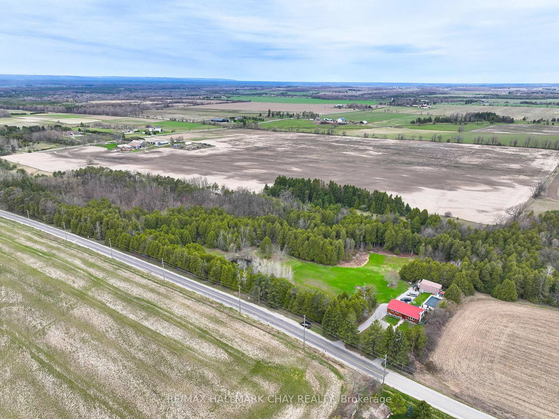 Photo 32 of 4684 10th Side Road, Essa, Rural Essa — HOMEH