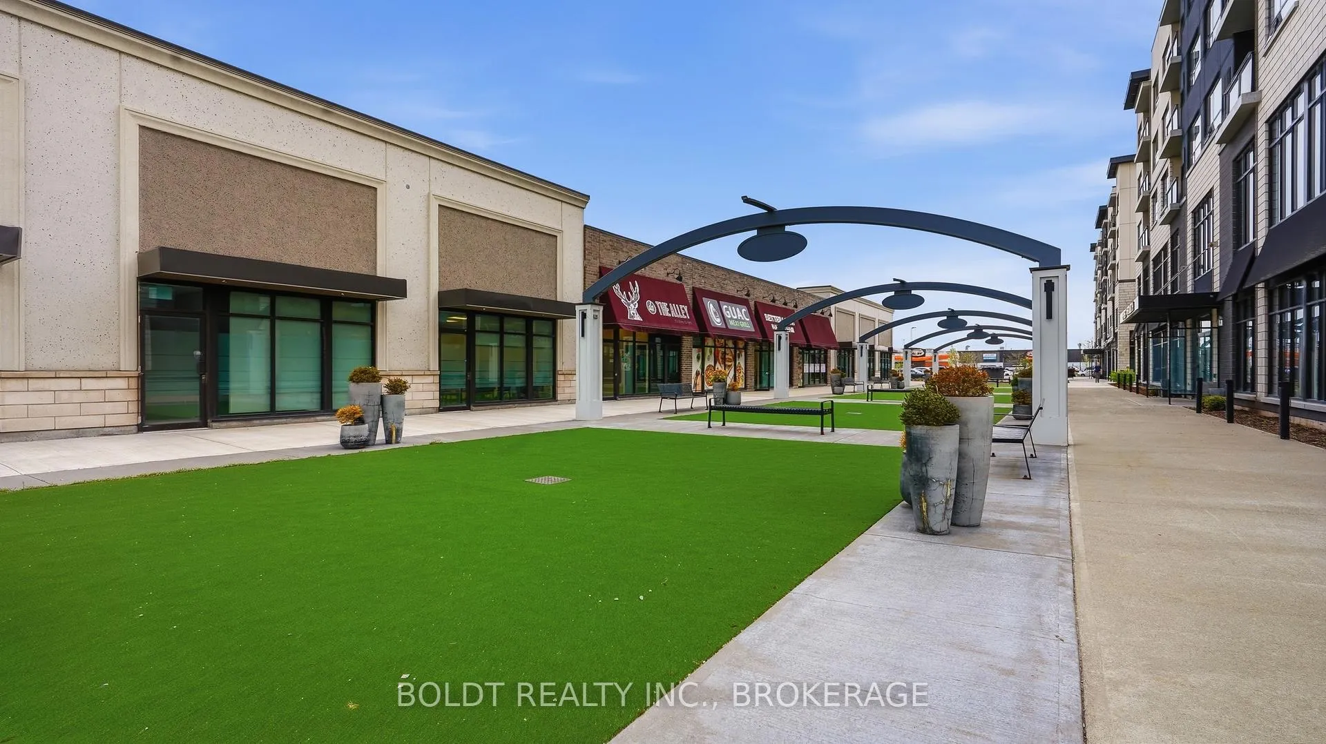 Photo 33 of Unit 508, 300G Fourth Avenue, St. Catharines, Ridley — HOMEH