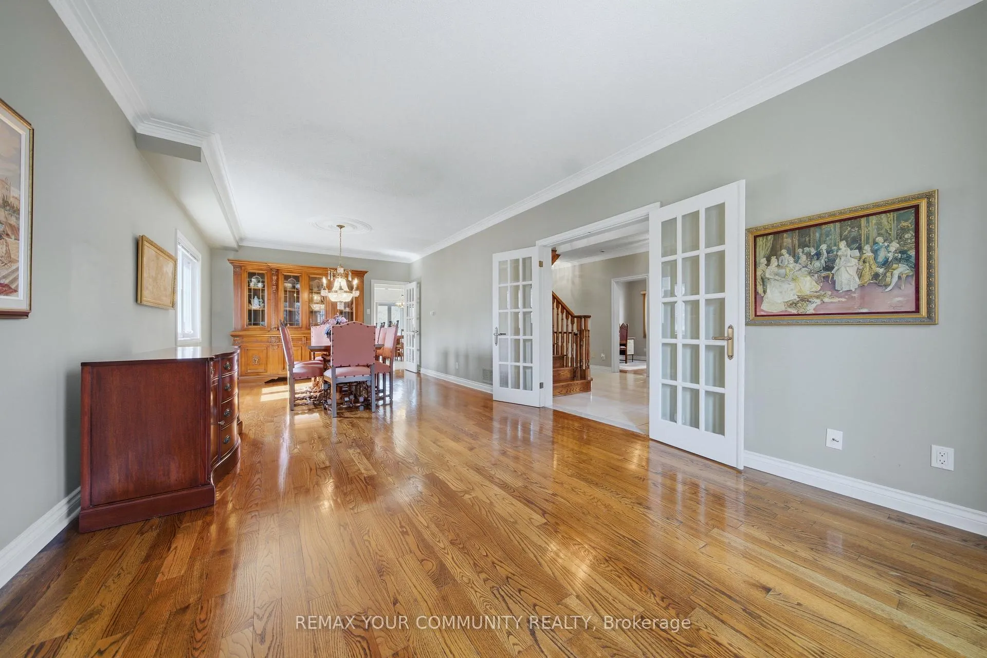 Photo 9 of 36 Railway Street, Vaughan, Maple — HOMEH