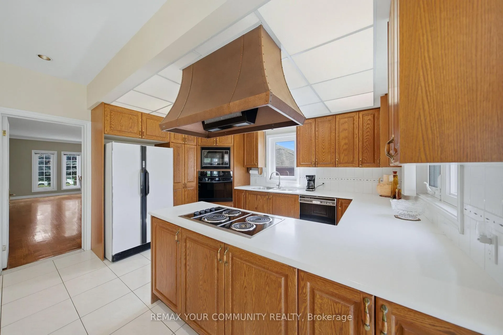 Photo 18 of 36 Railway Street, Vaughan, Maple — HOMEH