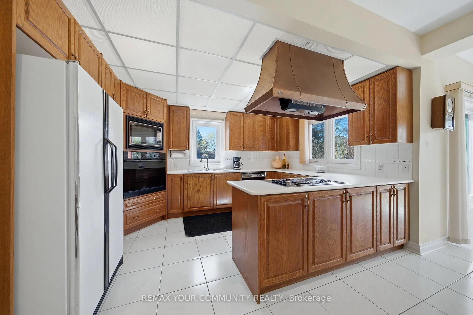 Photo 19 of 36 Railway Street, Vaughan, Maple — HOMEH