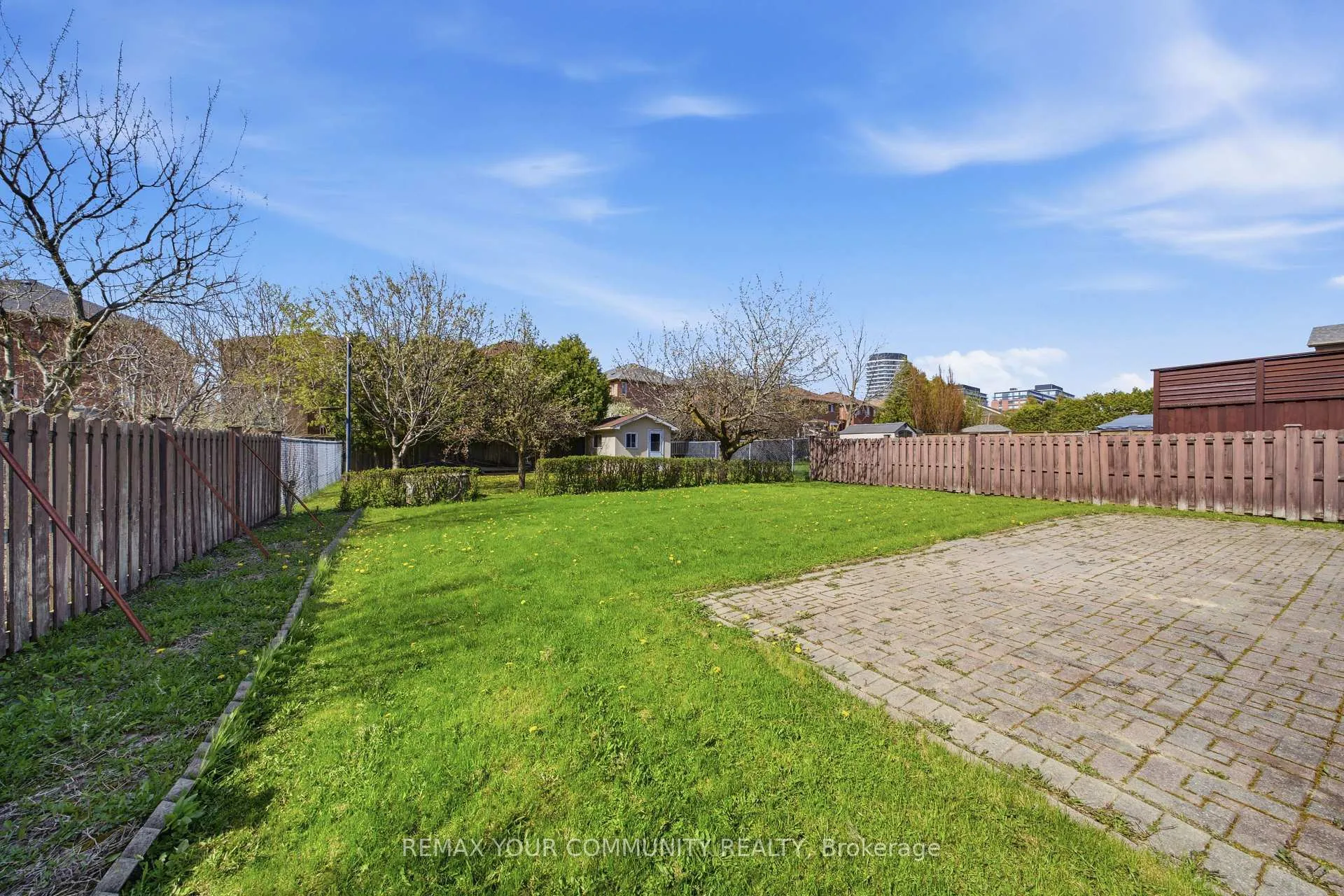Photo 43 of 36 Railway Street, Vaughan, Maple — HOMEH