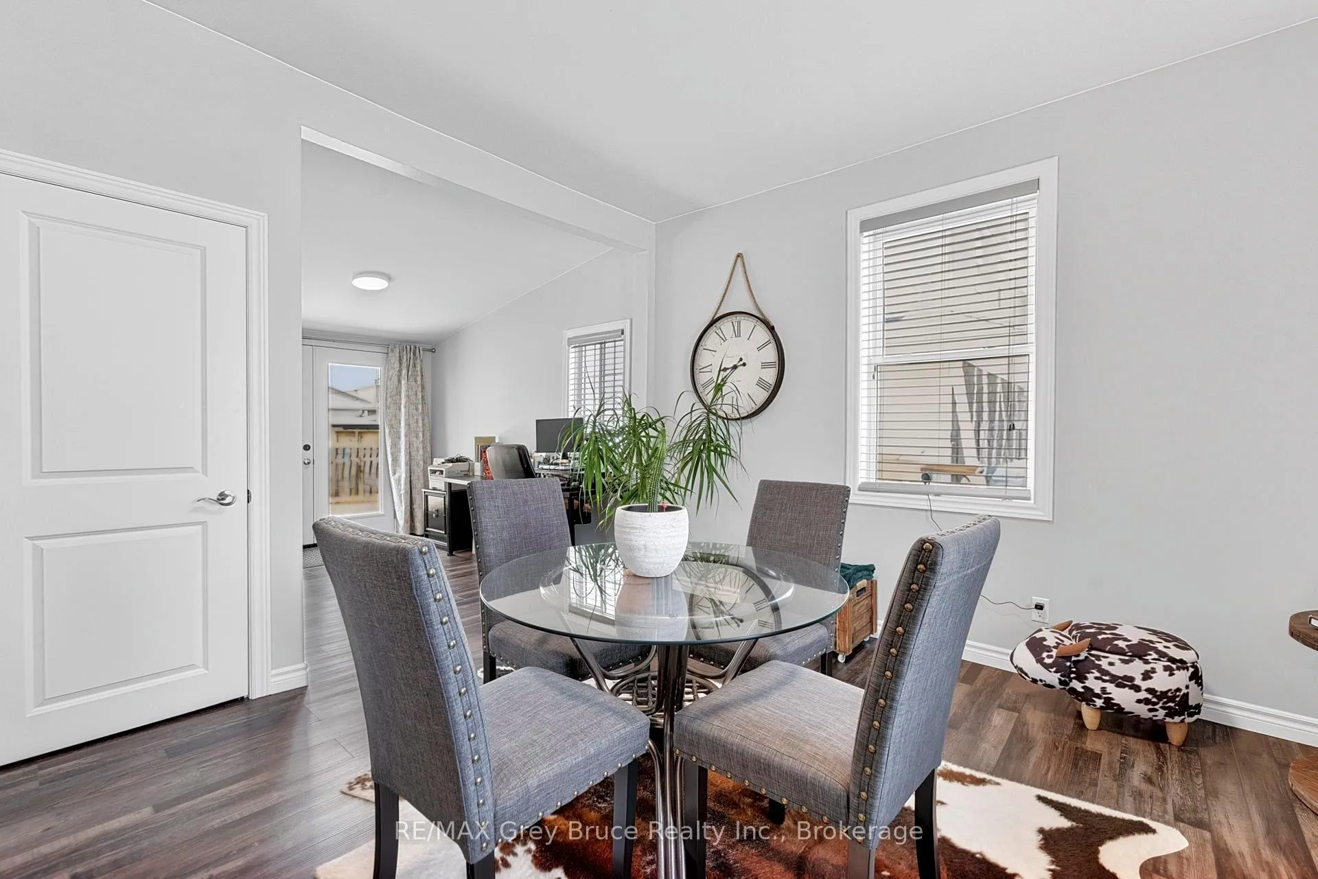 Photo 8 of 707 Queen Street, West Grey — HOMEH