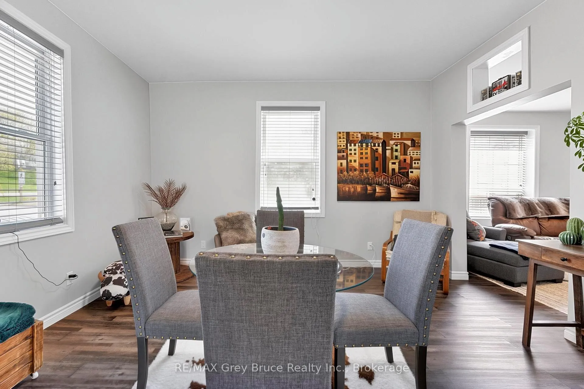 Photo 9 of 707 Queen Street, West Grey — HOMEH