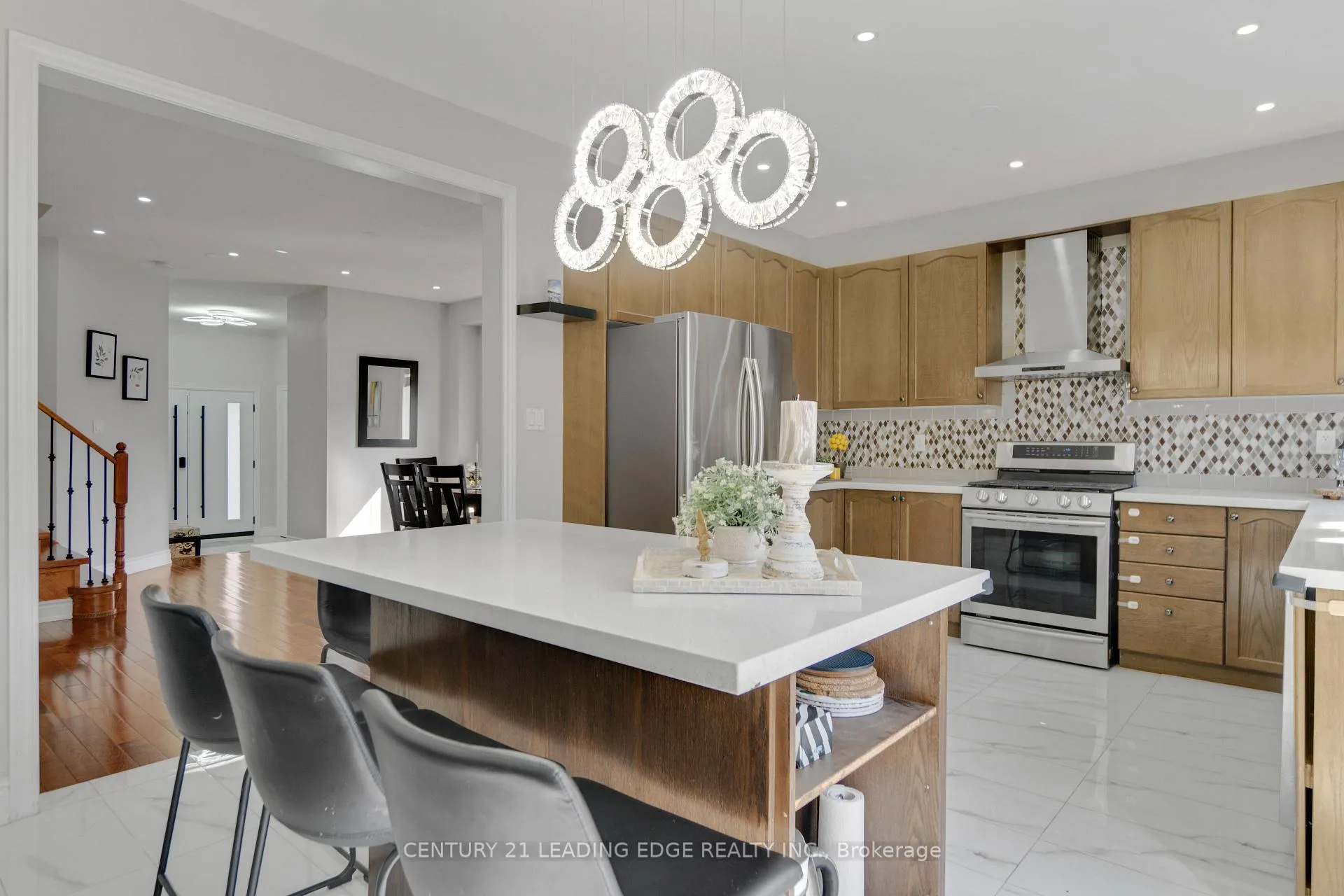 Photo 16 of 12 Raybeck Court, Brampton, Bram West — HOMEH