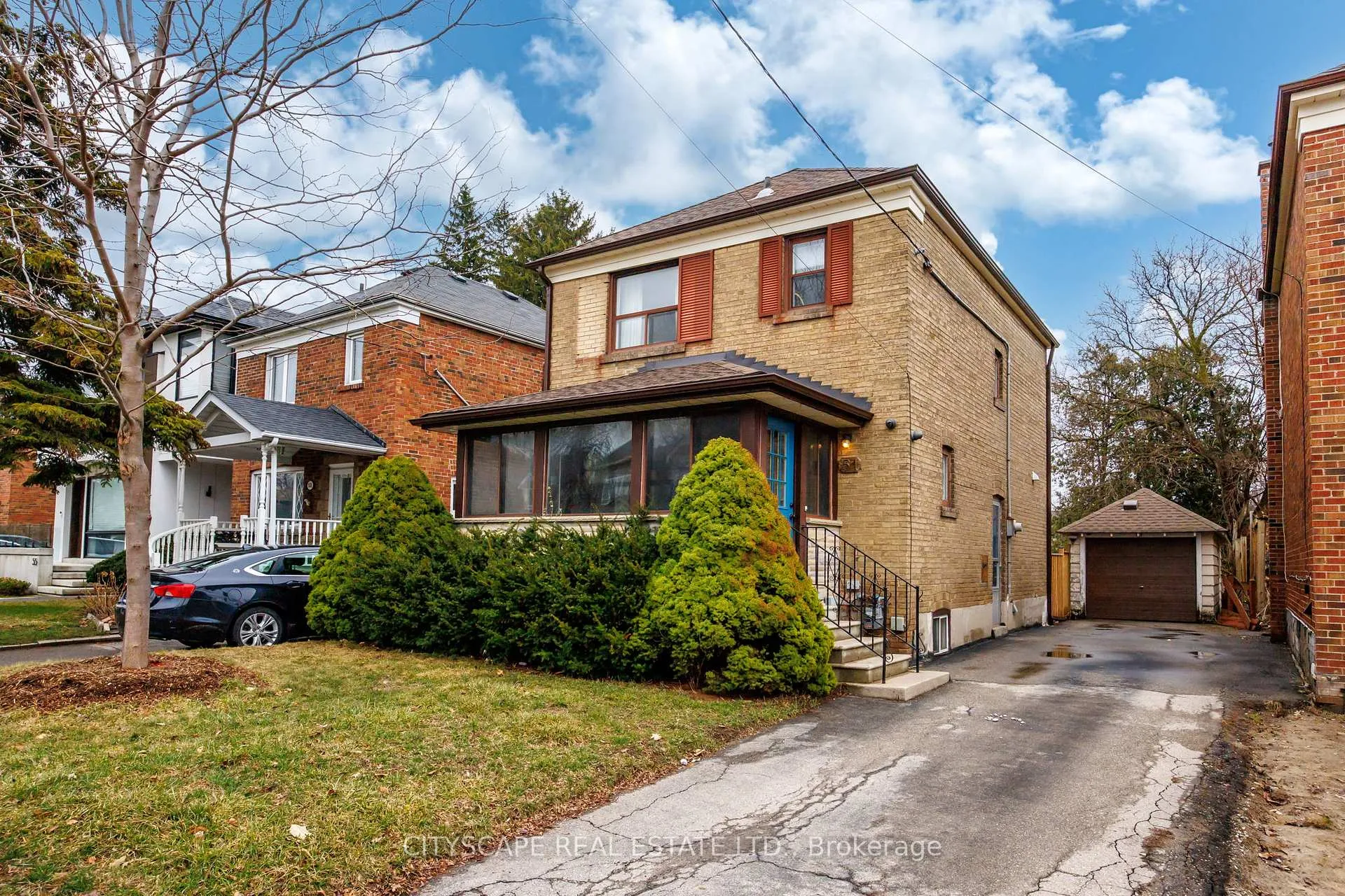 Photo 3 of 51 Denvale Road, Toronto, O'Connor-Parkview — HOMEH