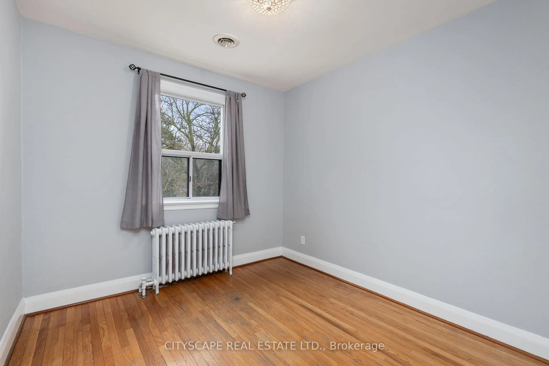 Photo 21 of 51 Denvale Road, Toronto, O'Connor-Parkview — HOMEH