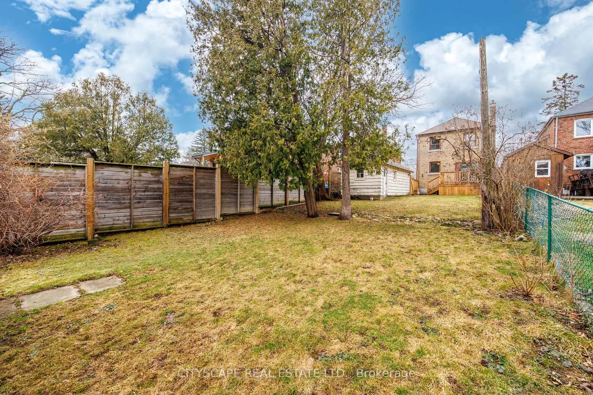 Photo 34 of 51 Denvale Road, Toronto, O'Connor-Parkview — HOMEH