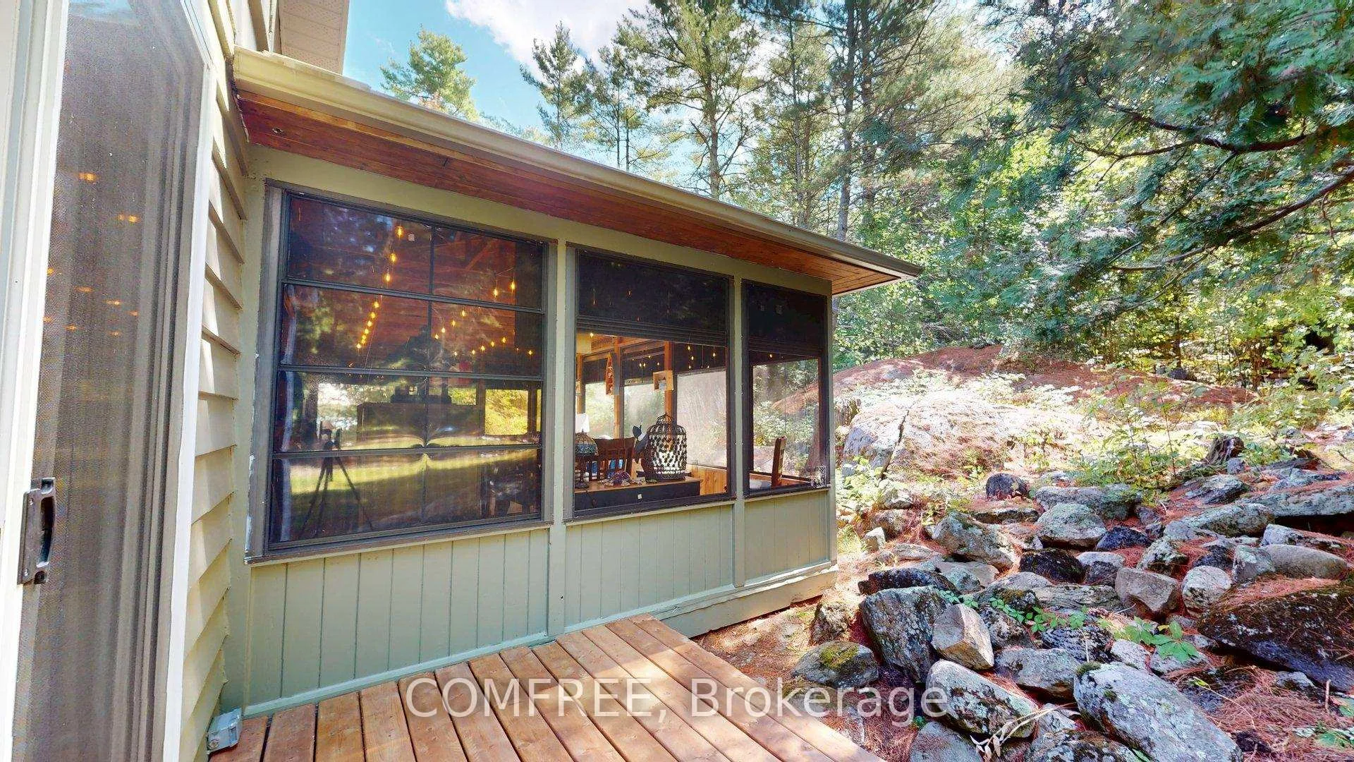 Photo 6 of 1005 Hoyle Lane W, Frontenac, Frontenac Centre — HOMEH
