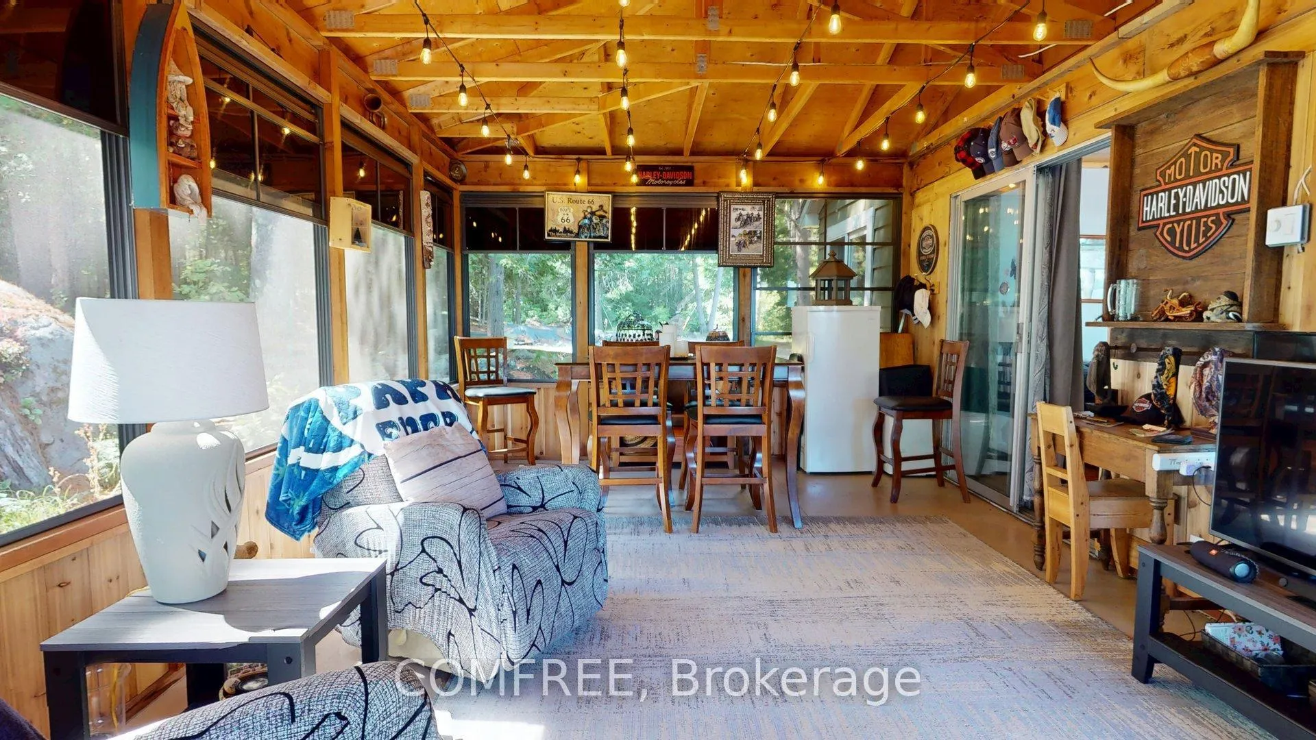 Photo 20 of 1005 Hoyle Lane W, Frontenac, Frontenac Centre — HOMEH
