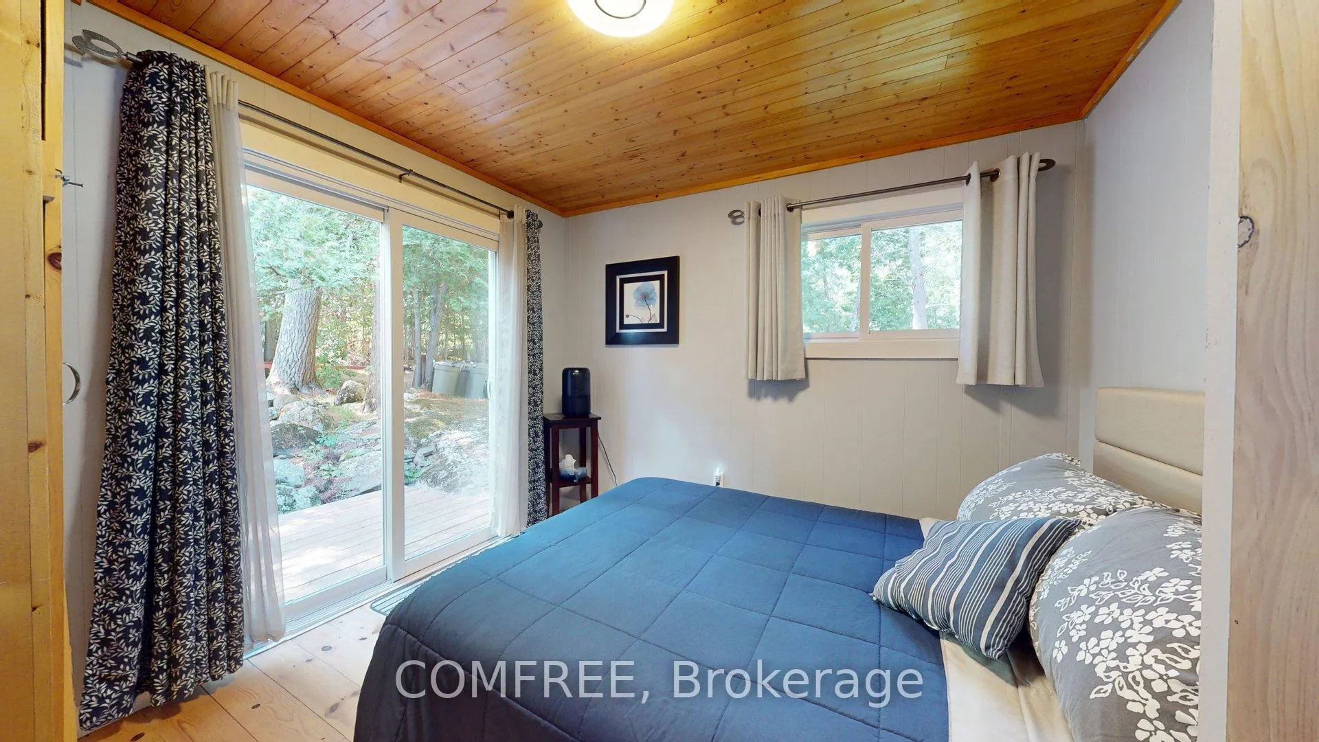 Photo 26 of 1005 Hoyle Lane W, Frontenac, Frontenac Centre — HOMEH