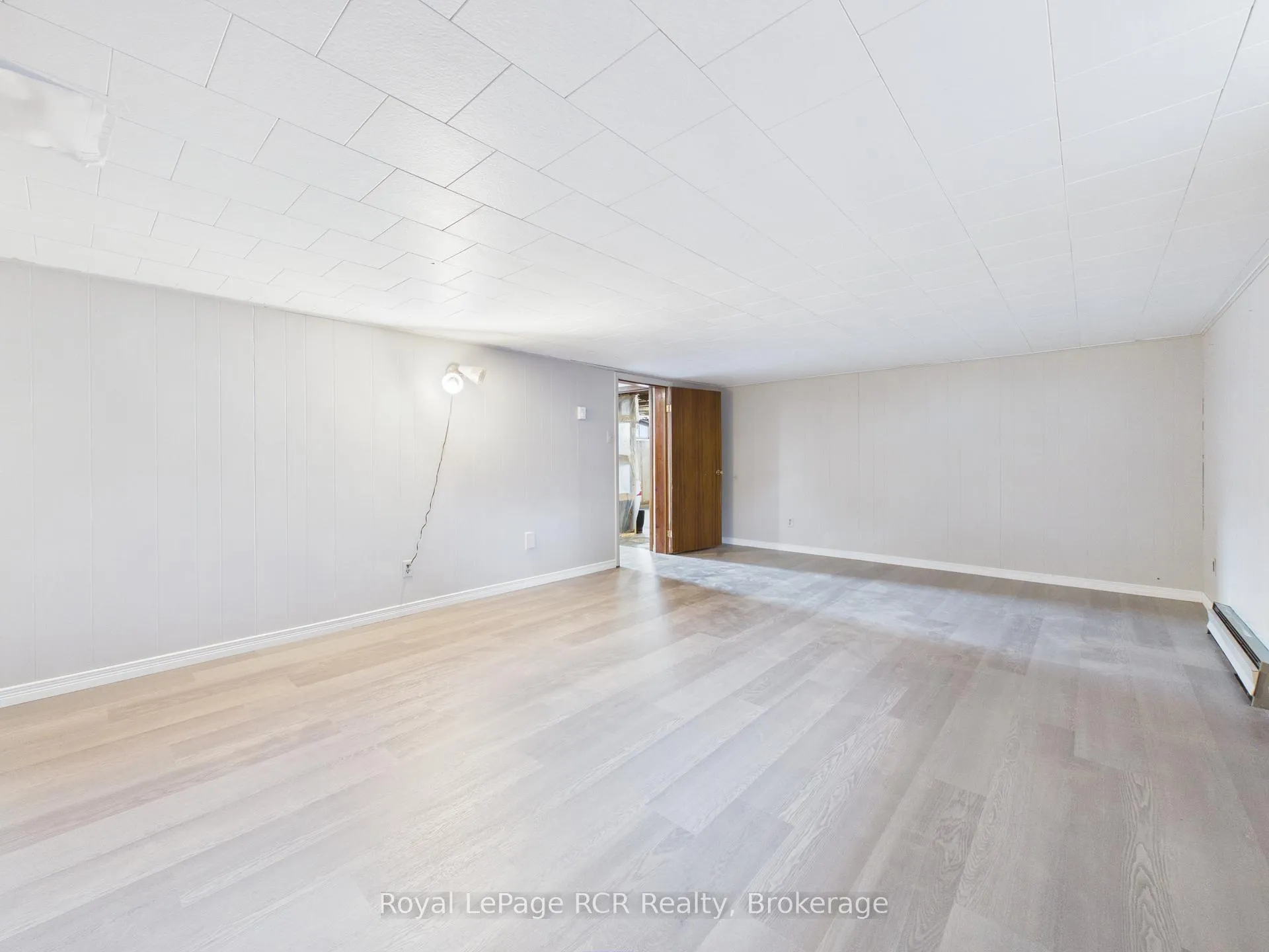 Photo 19 of 153 Carling Terrace, North Huron, Wingham — HOMEH