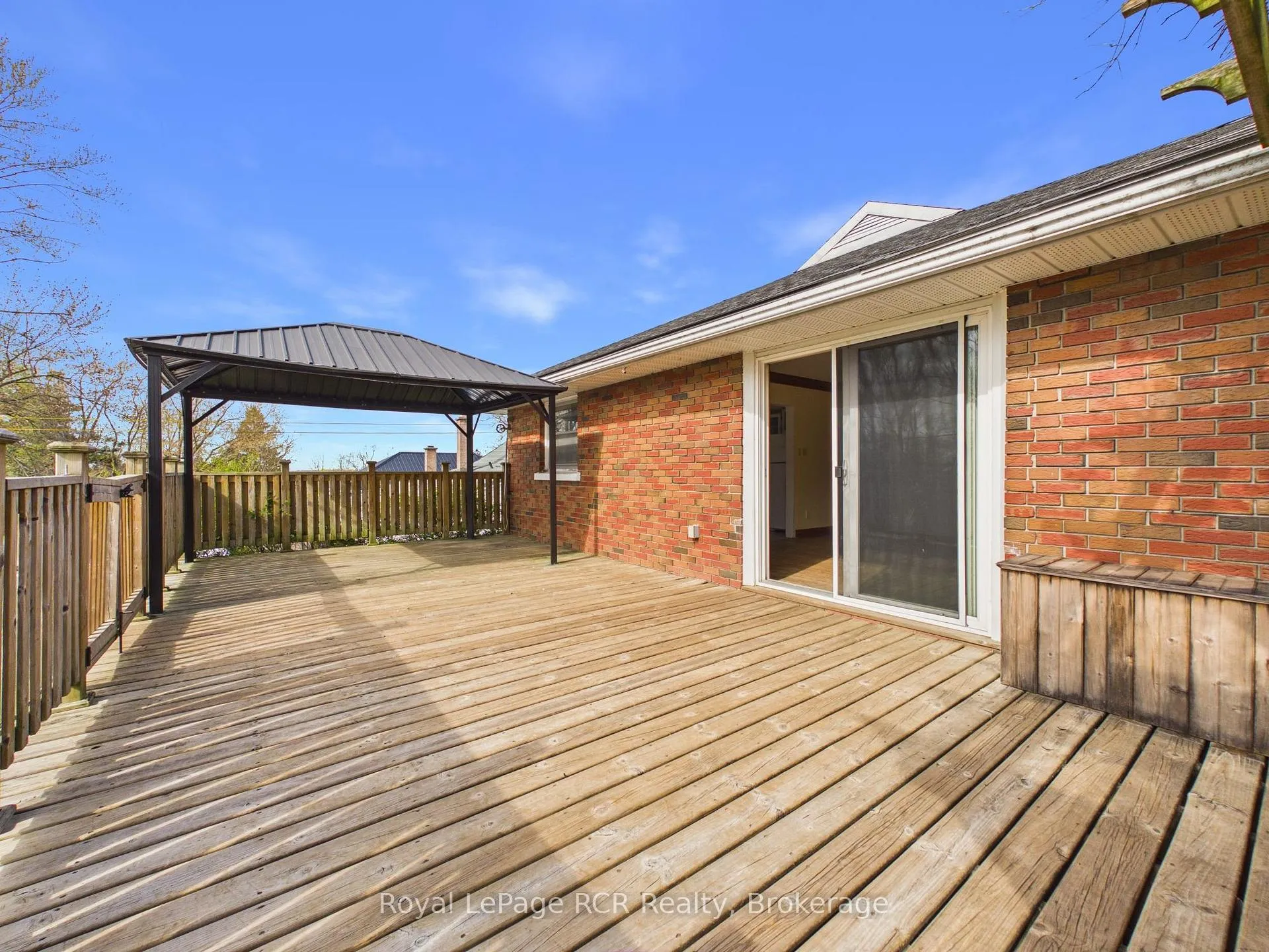 Photo 25 of 153 Carling Terrace, North Huron, Wingham — HOMEH