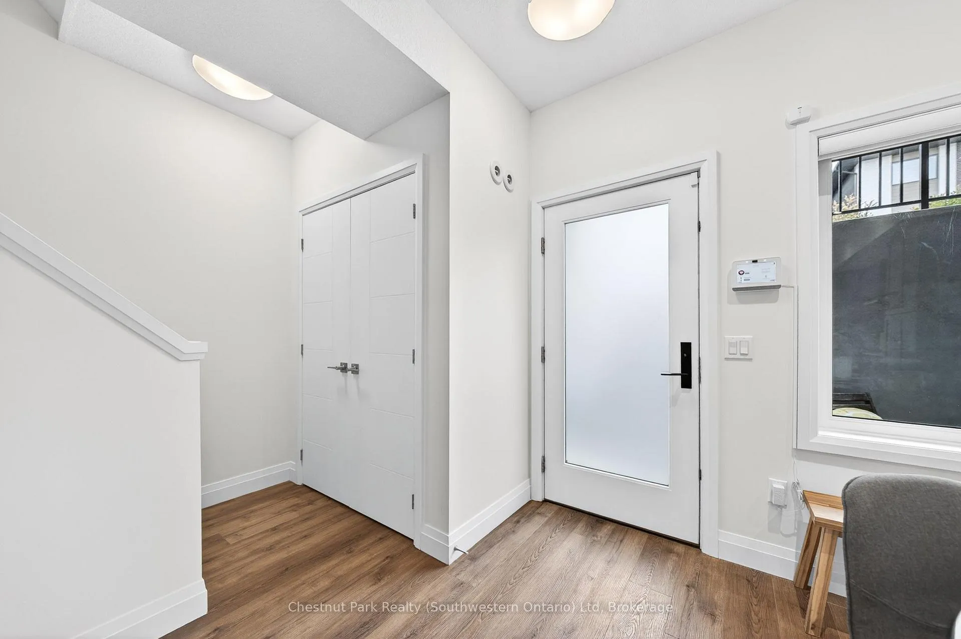 Photo 13 of 23 Lily Lane, Guelph, Clairfields/Hanlon Business Park — HOMEH