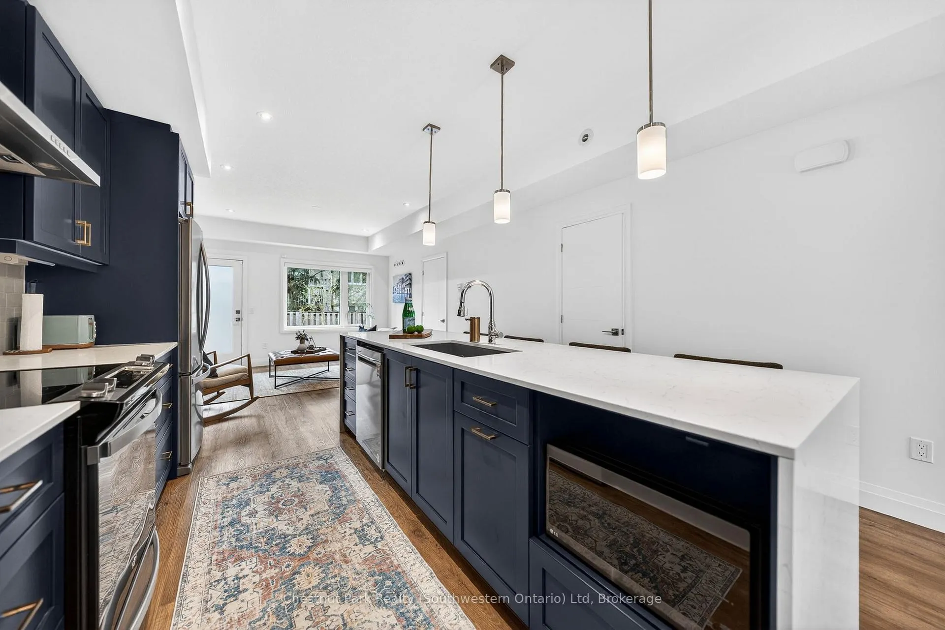 Photo 19 of 23 Lily Lane, Guelph, Clairfields/Hanlon Business Park — HOMEH