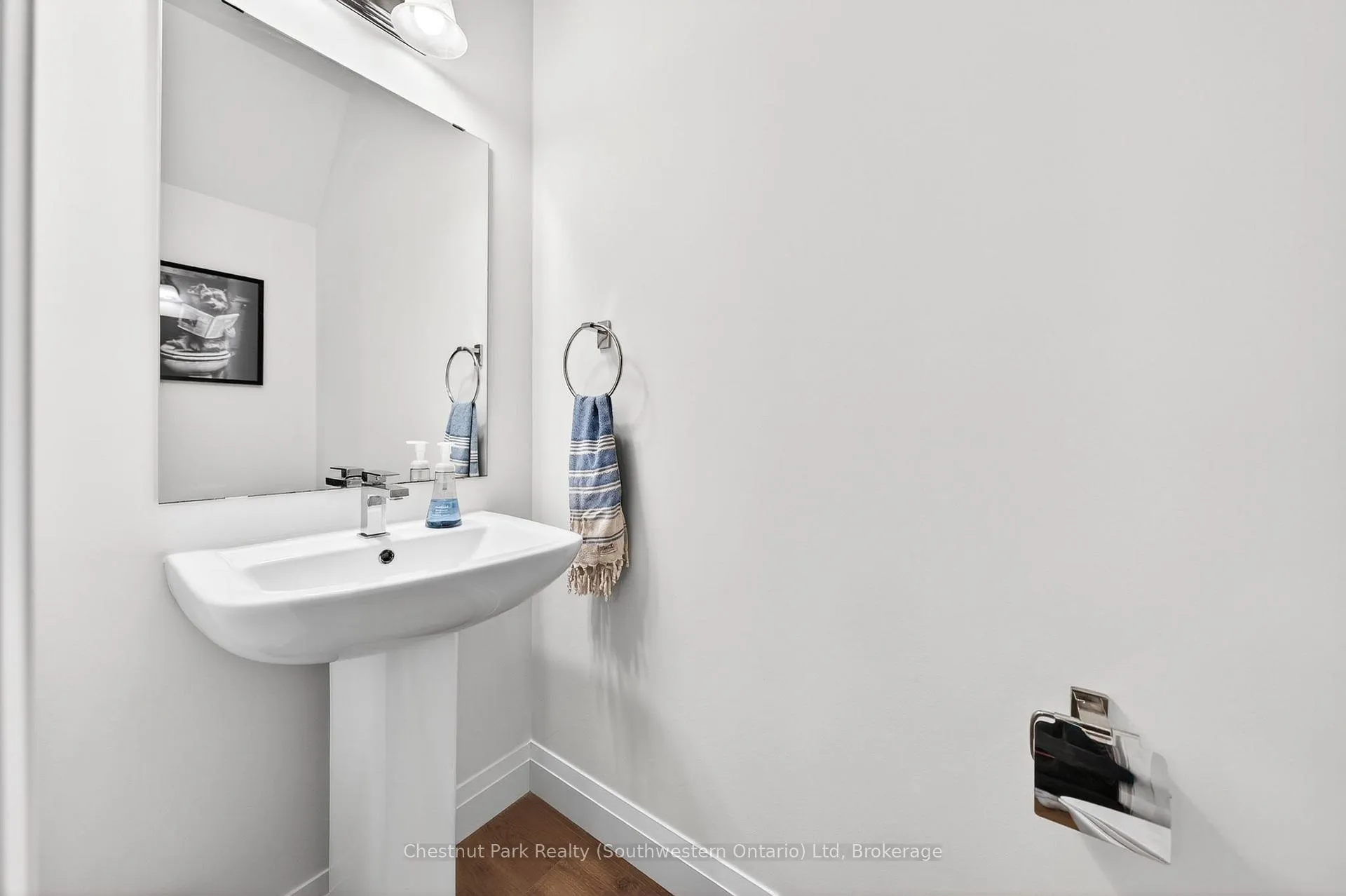 Photo 33 of 23 Lily Lane, Guelph, Clairfields/Hanlon Business Park — HOMEH