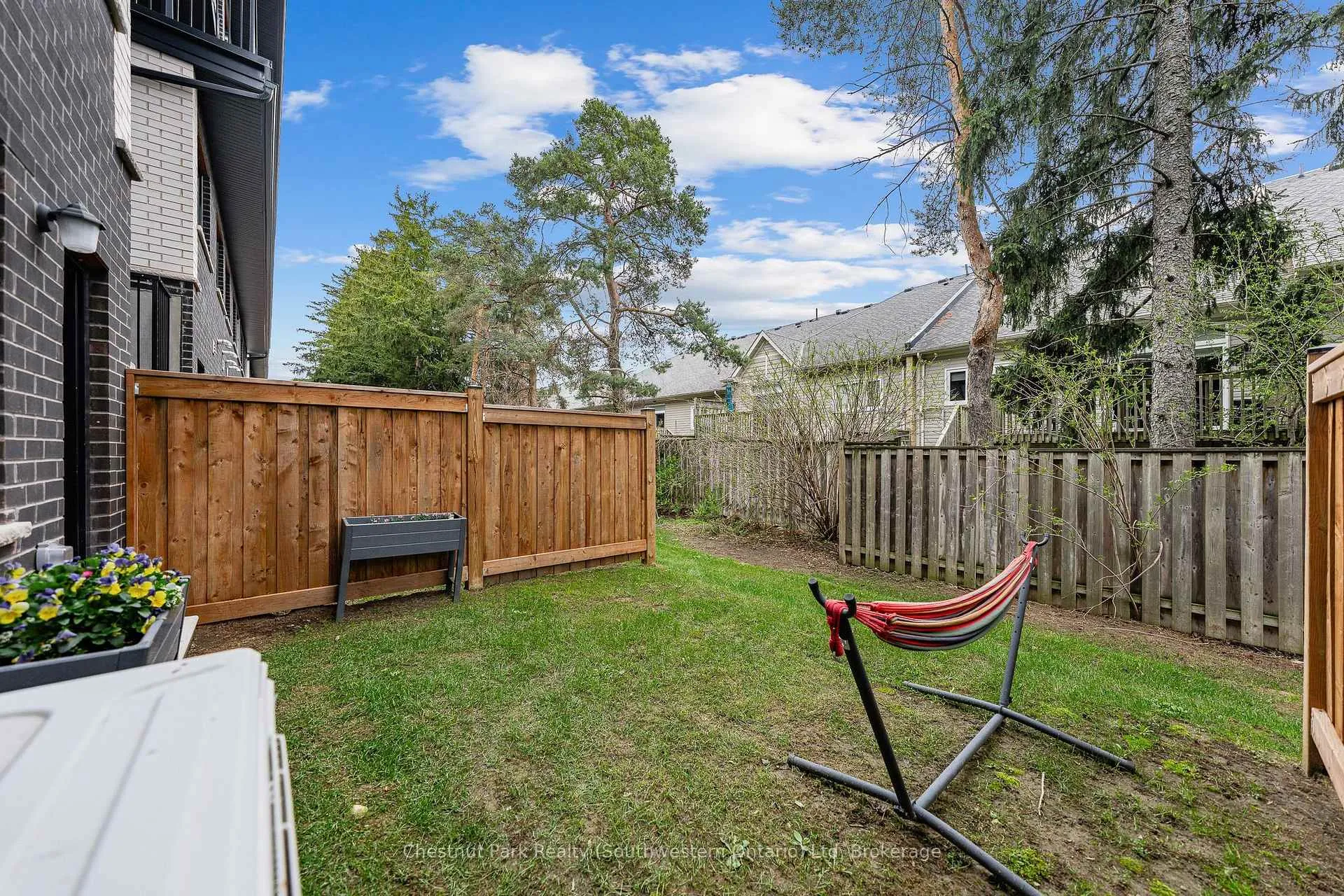 Photo 48 of 23 Lily Lane, Guelph, Clairfields/Hanlon Business Park — HOMEH