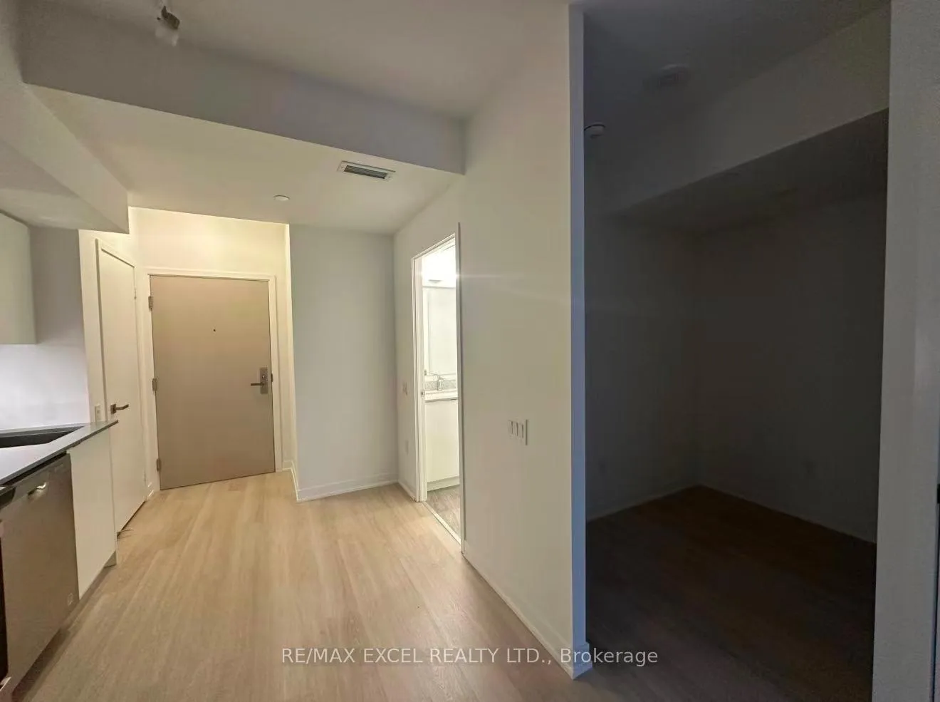 Photo 9 of Unit 109, 500 Wilson Avenue, North York, Clanton Park — HOMEH