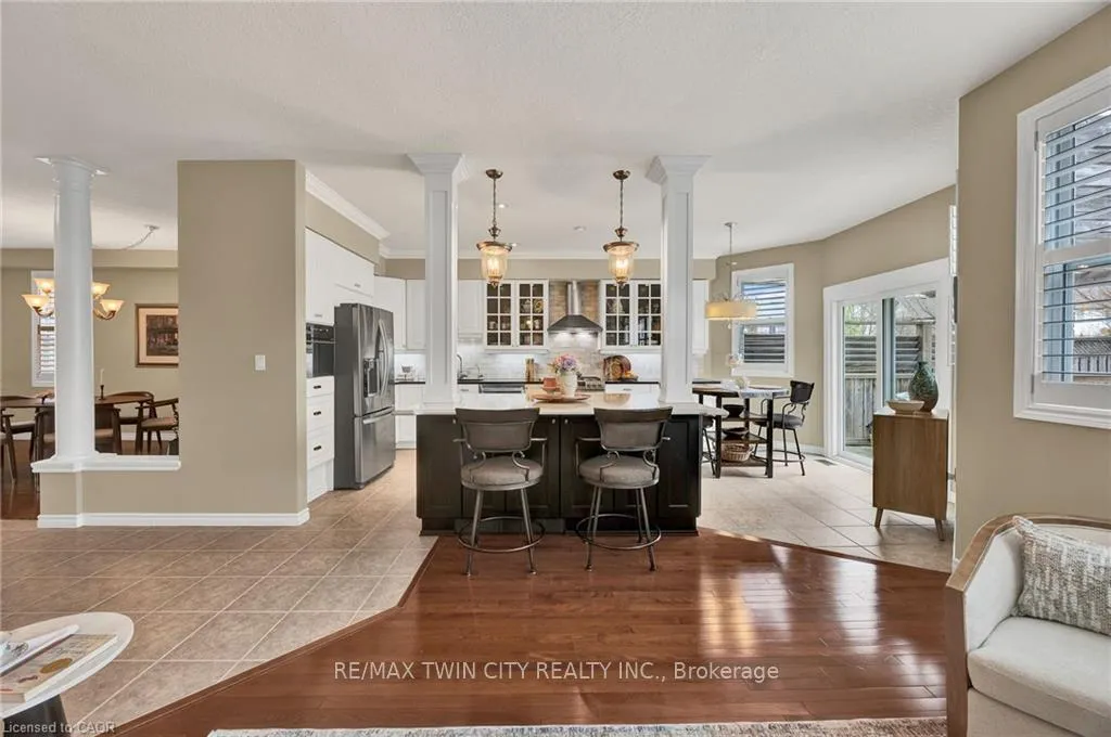 Photo 8 of 835 Brandenburg Boulevard, Waterloo — HOMEH