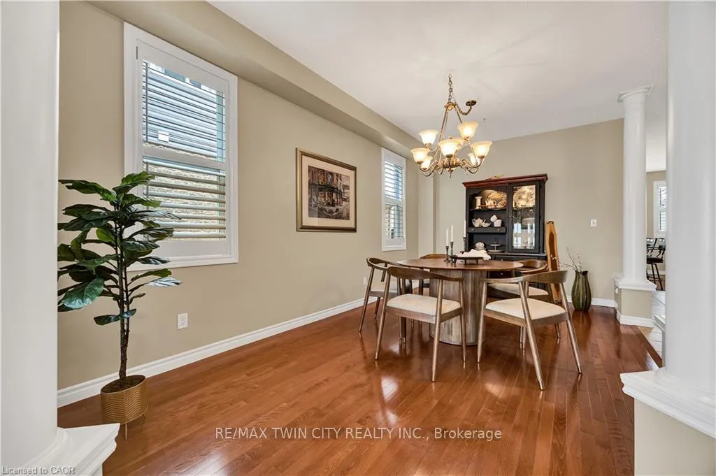 Photo 15 of 835 Brandenburg Boulevard, Waterloo — HOMEH
